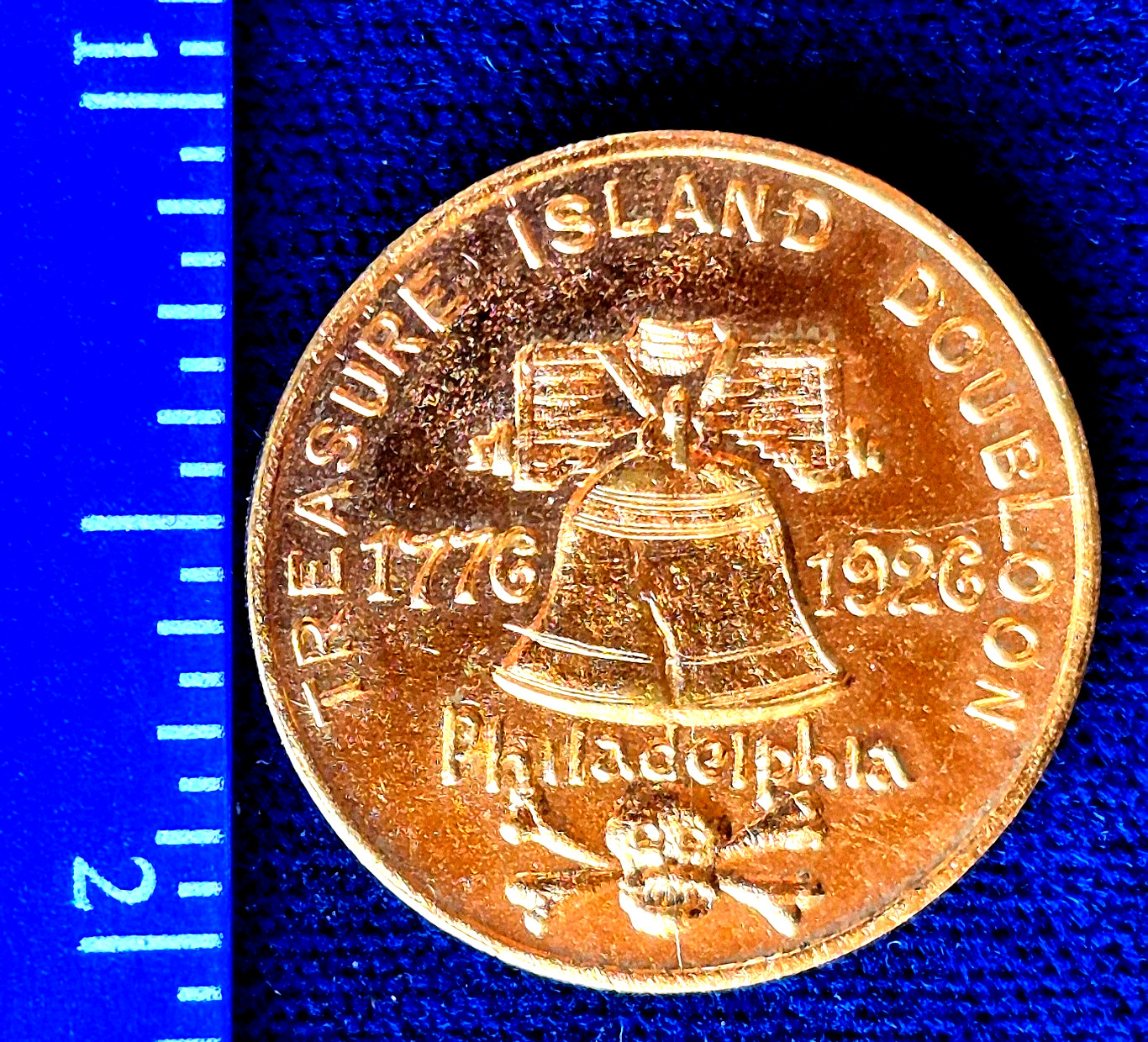Vintage 1926 Philadelphia SESQUICENTENNIAL Treasure Island DOUBLOON Pin Button