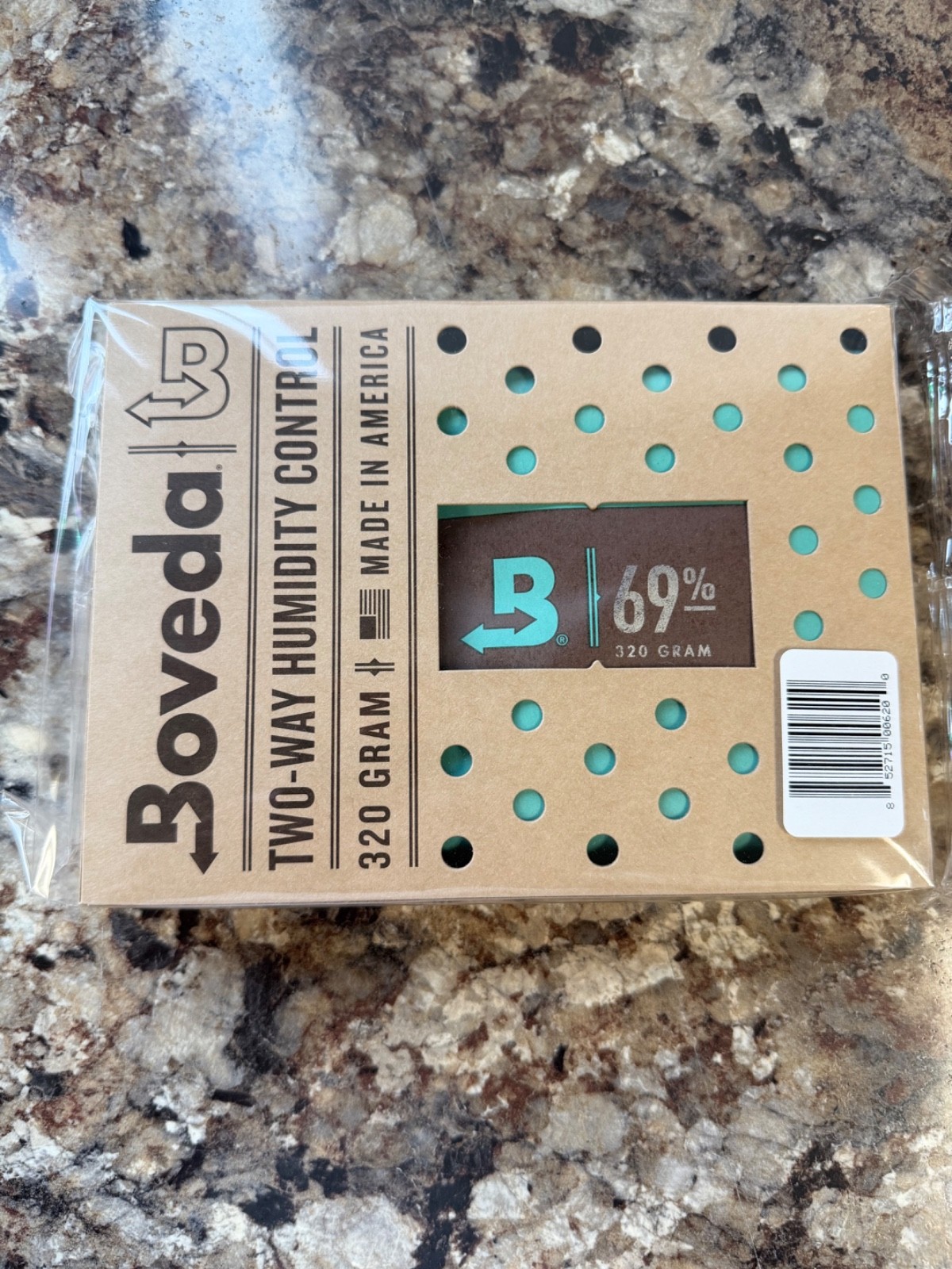 Boveda 69% 320g 2-Way Humidity Control | For Up to 100 Cigars Sealed Boveda 69% 320g 2-Way Humidity Control | For Up to 100 Cigars Sealed