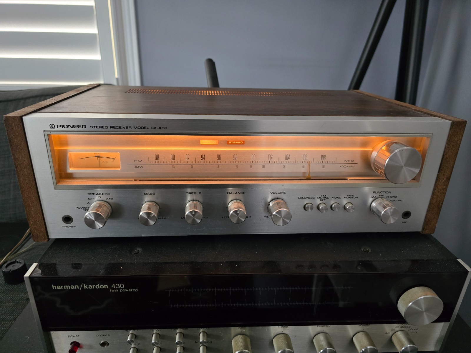 VINTAGE 1976 1977 PIONEER SX-450  AM/FM STEREO RECEIVER TESTED - Good condition
