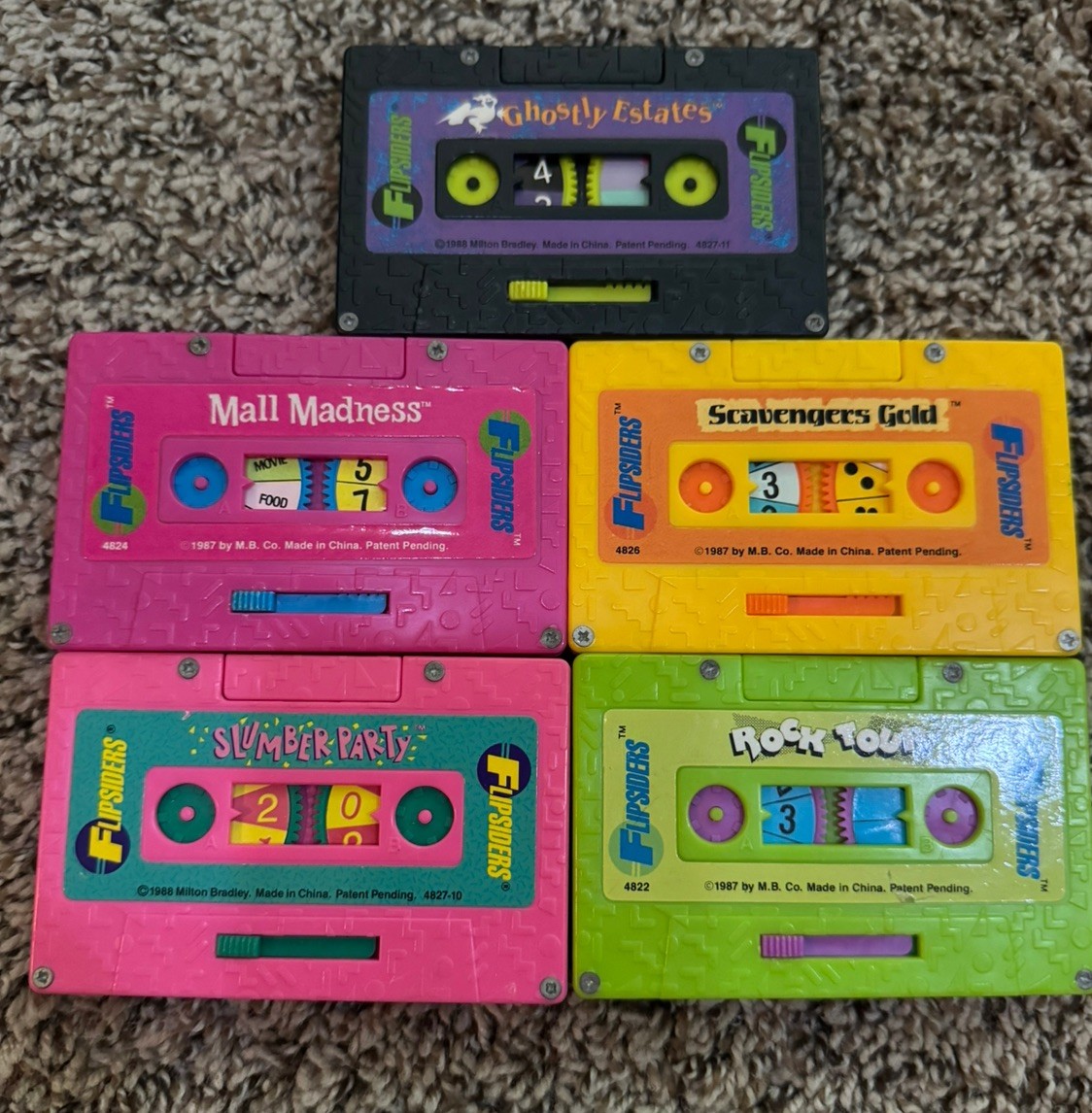 Vintage 1980s Pocket Games Cassette Tapes Flipsiders Milton Bradley Rare w/Pegs