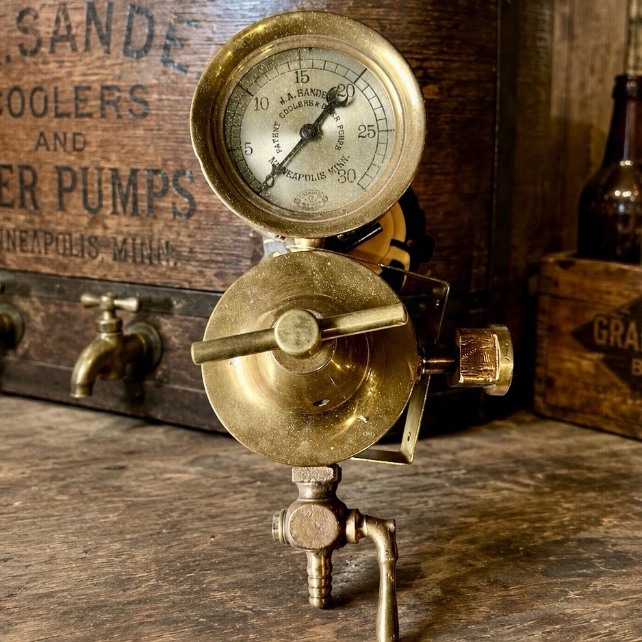 Antique Beer Pump & Cooler Supply Brass Regulator And Pressure Gauge MN Minn Antique Beer Pump & Cooler Supply Brass Regulator And Pressure Gauge MN Minn