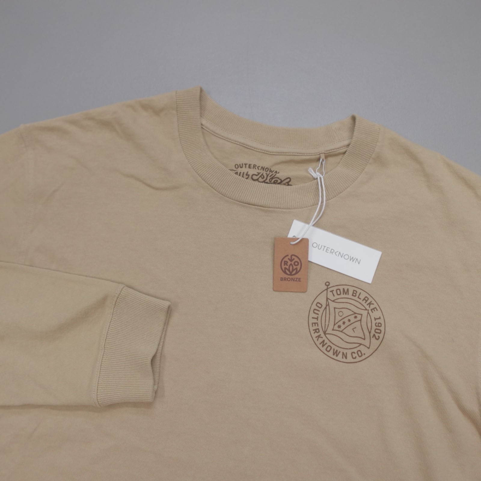 Outerknown Tom Blake Lifesaver Graphic L/S Tee Shirt Organic Cotton Men\'s Size M Outerknown Tom Blake Lifesaver Graphic L/S Tee Shirt Organic Cotton Men\'s Size M
