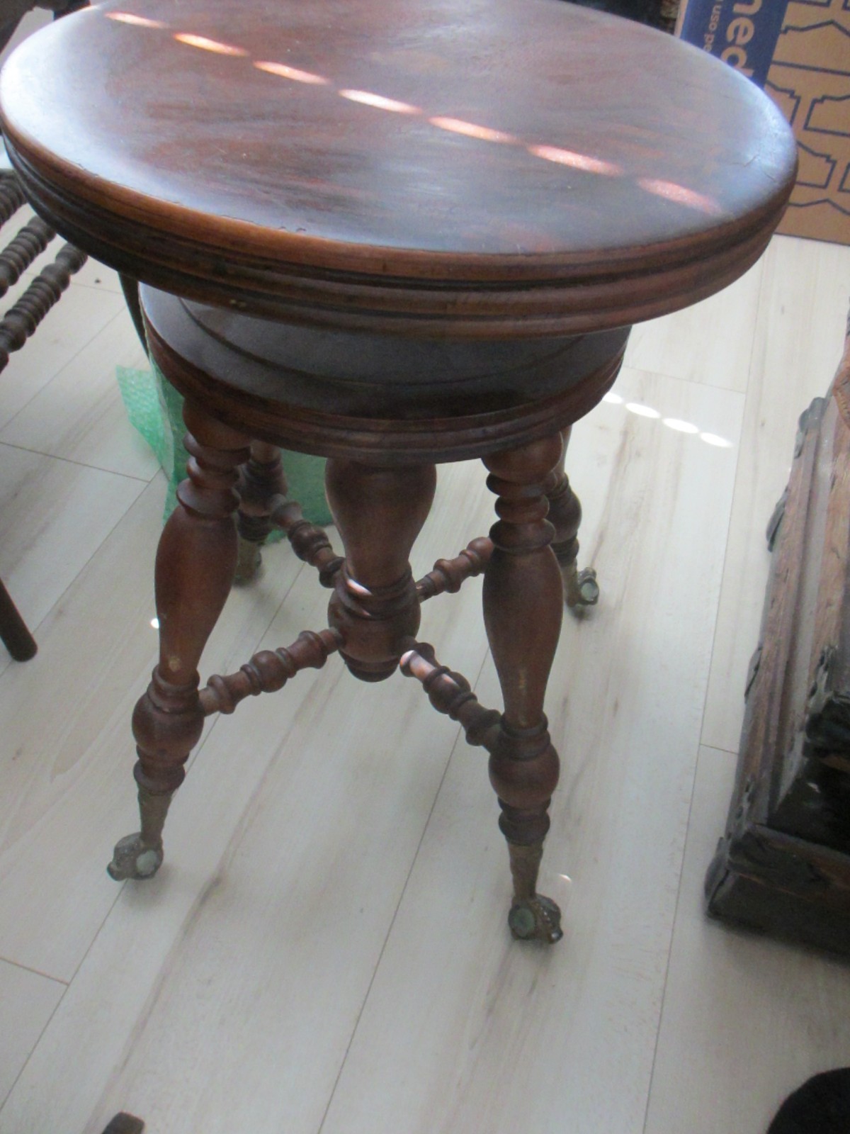 Antique Vintage Wooden Piano Stool Adjustable Seat Rare Claw Glass Ball Feet