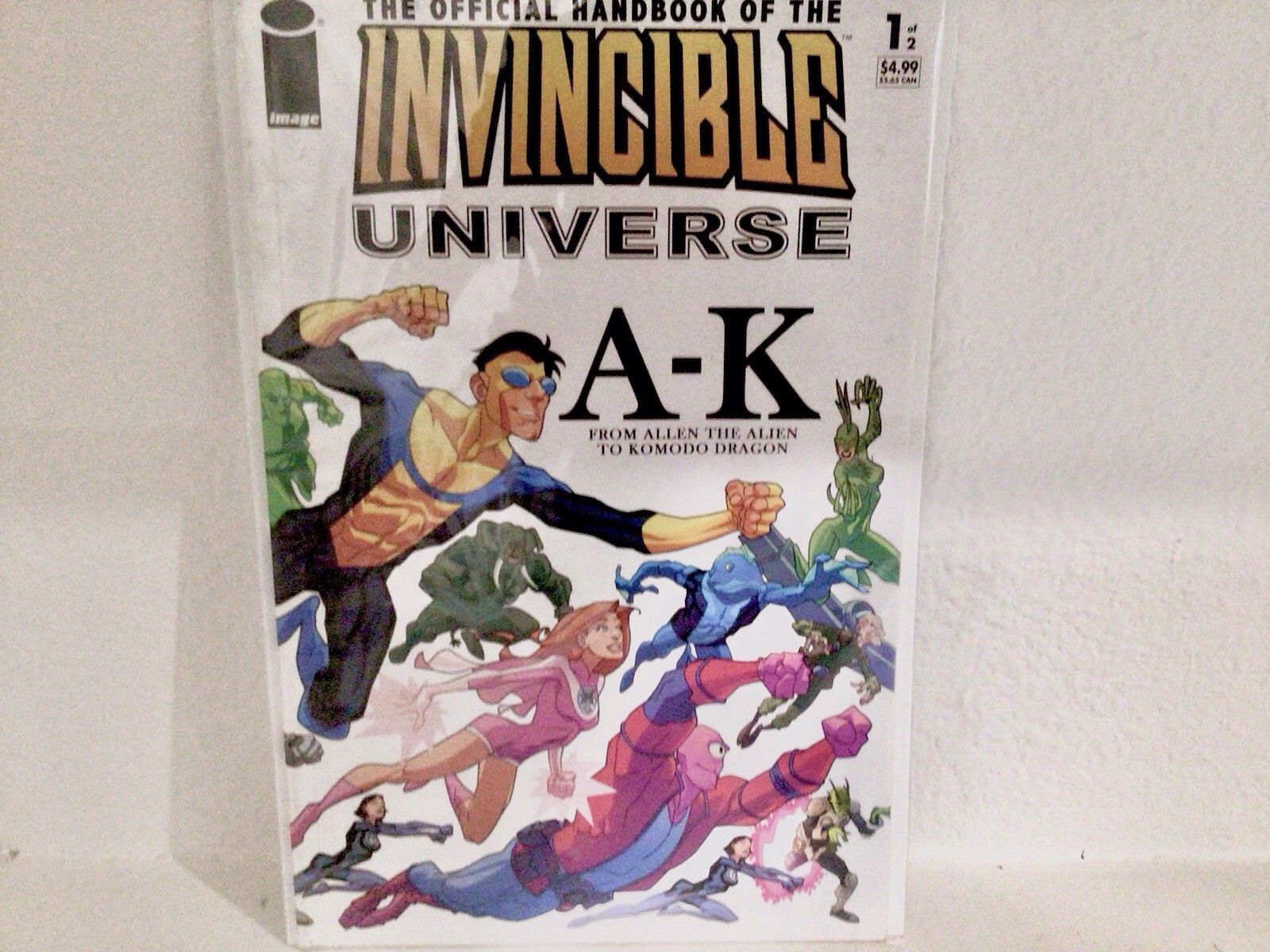 Invincible Universe official Handbook A-K Invincible Universe official Handbook A-K
