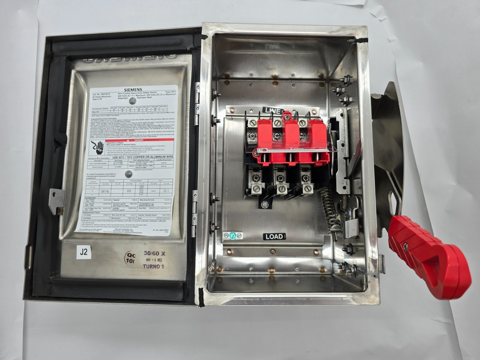 Siemens HNF361S Non-Fusible Heavy Duty Safety Switch 30A 3P 600V Nema 4/4X