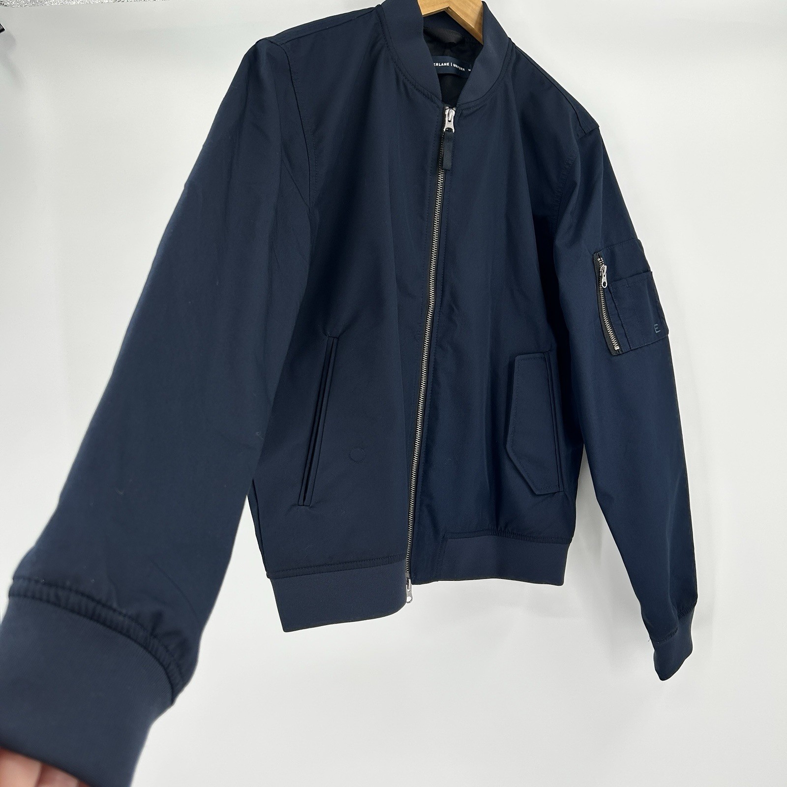 Everlane Full Zip Bomber Jacket Mens M Blue Preppy MA-1 Aviator Water Resistant Everlane Full Zip Bomber Jacket Mens M Blue Preppy MA-1 Aviator Water Resistant