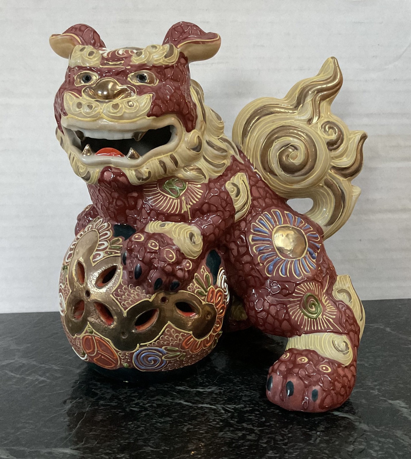 Vintage Japanese Kutani Shishi Foo Dog Guardian Lion Brocade Ball Porcelain 6.5 Vintage Japanese Kutani Shishi Foo Dog Guardian Lion Brocade Ball Porcelain 6.5