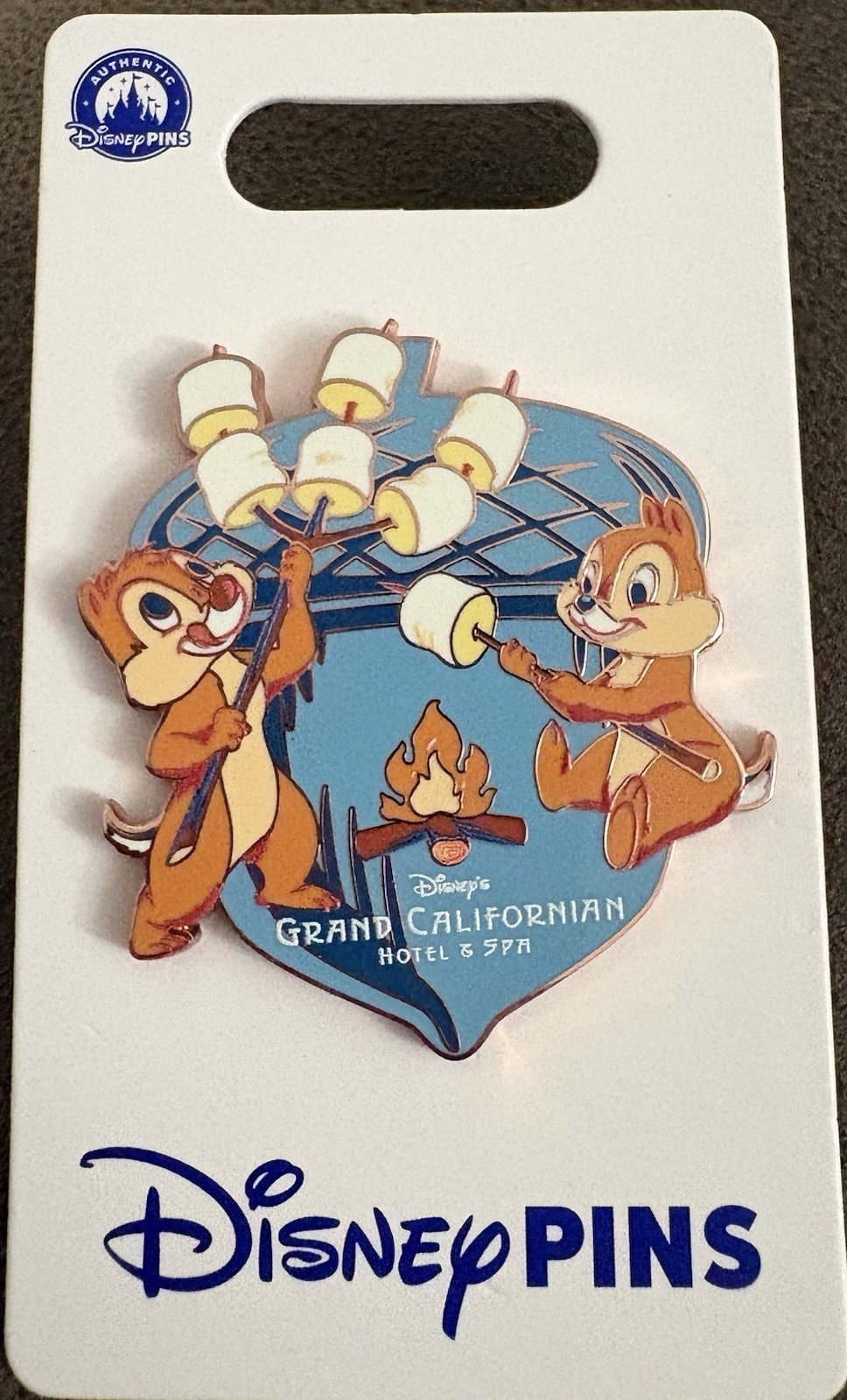 Disneyland Resort 2026 Grand Californian Hotel Chip & Dale Campfire Pin Disneyland Resort 2026 Grand Californian Hotel Chip & Dale Campfire Pin