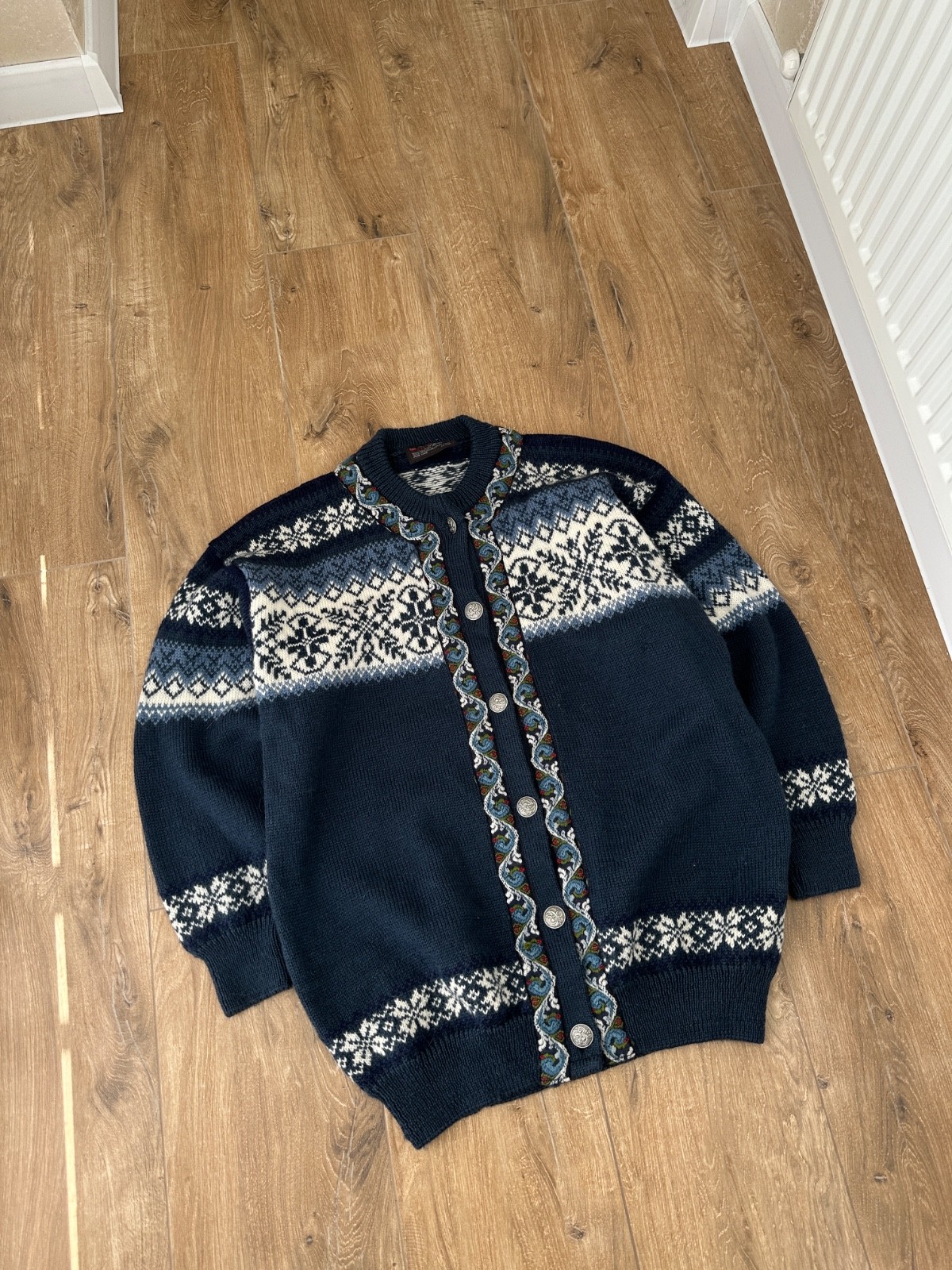 Norwool Traditional Norwegian Wool Women\'s Cardigan Sweater Size: M Norwool Traditional Norwegian Wool Women\'s Cardigan Sweater Size: M