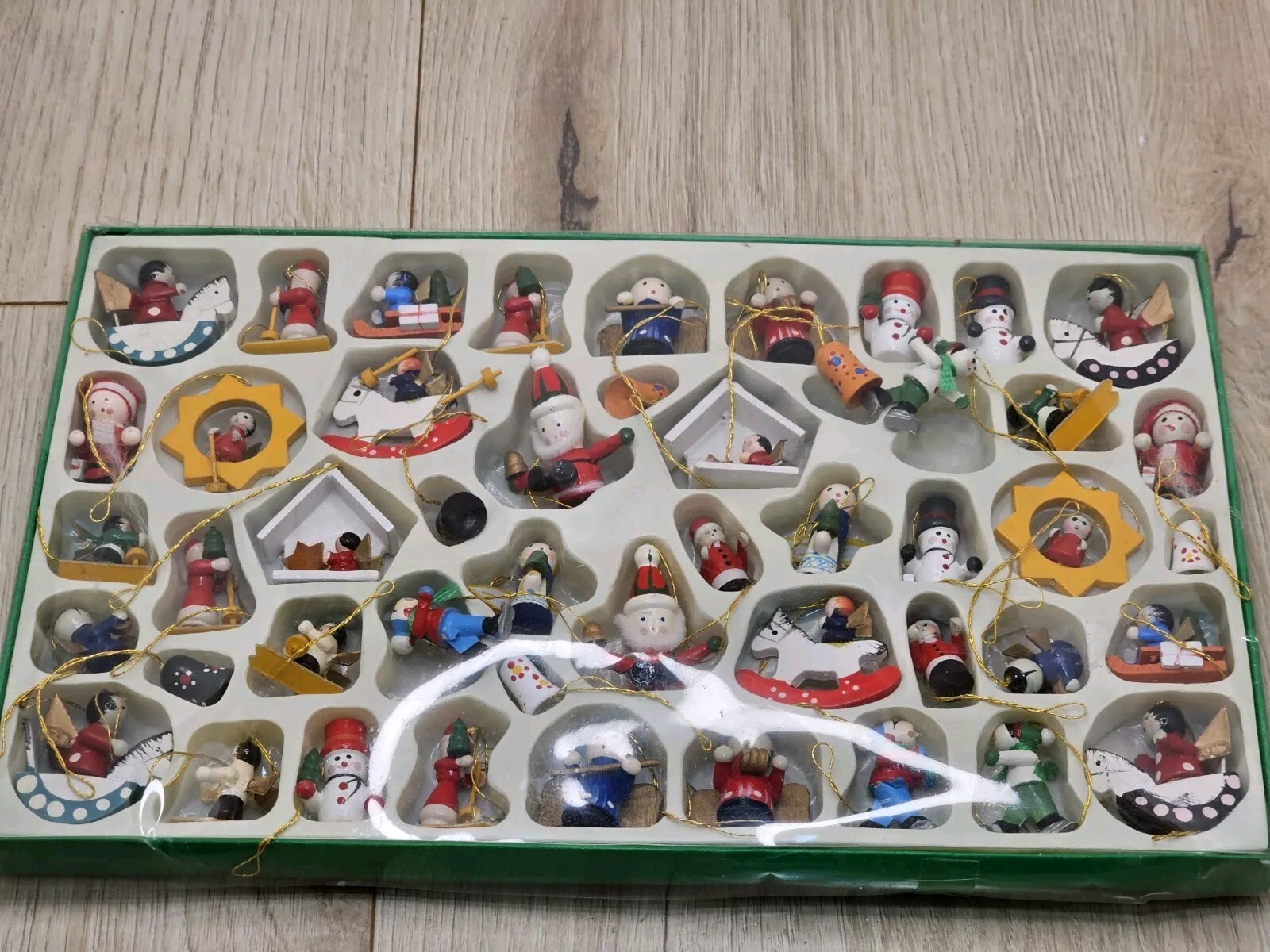 Box Of Santa’s World Kurt S. Adler Tiny Wooden Christmas Ornaments (S5) Box Of Santa’s World Kurt S. Adler Tiny Wooden Christmas Ornaments (S5)