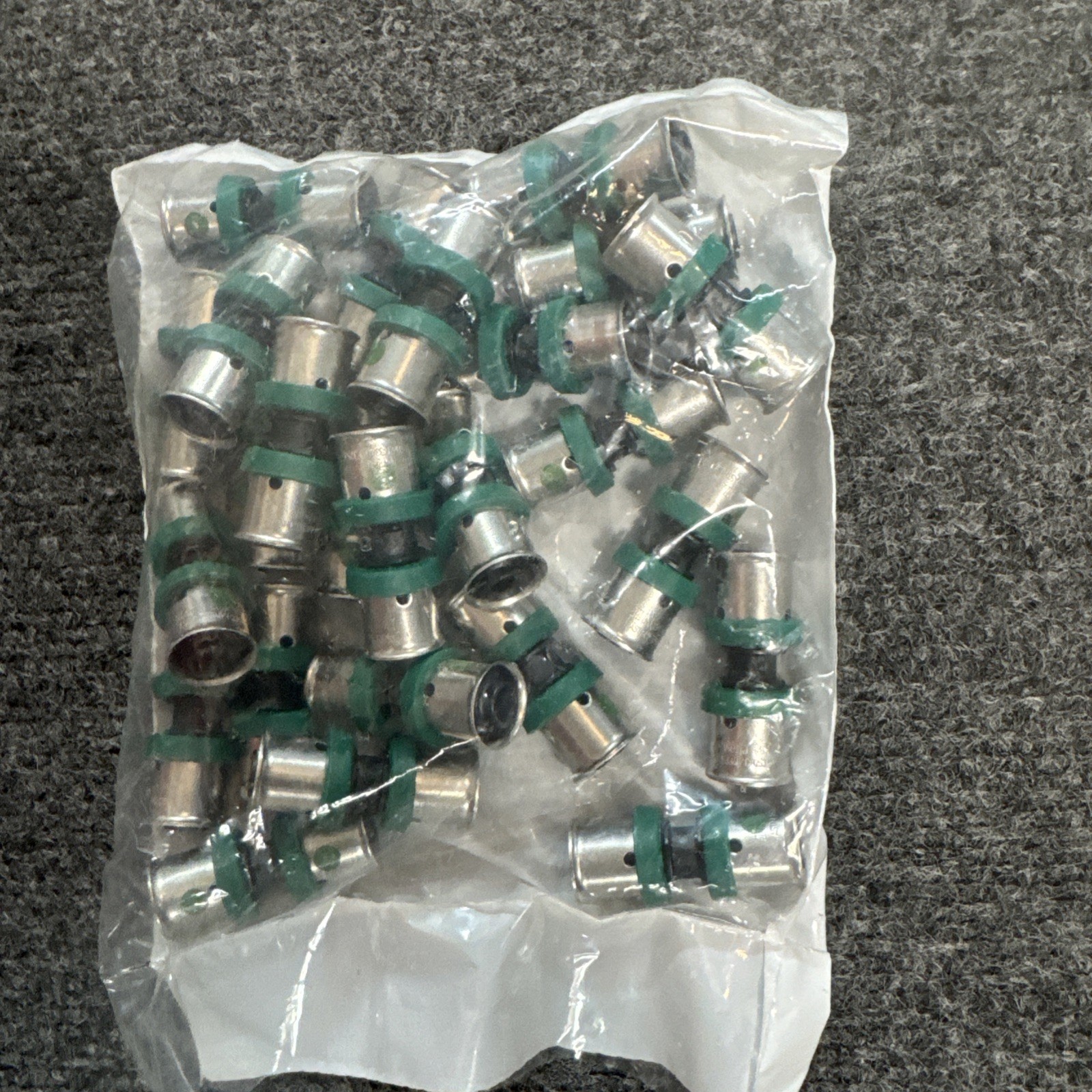 VIEGA Pure Flow Press 3/8 X 3/8 49402 Qty 25 VIEGA Pure Flow Press 3/8 X 3/8 49402 Qty 25