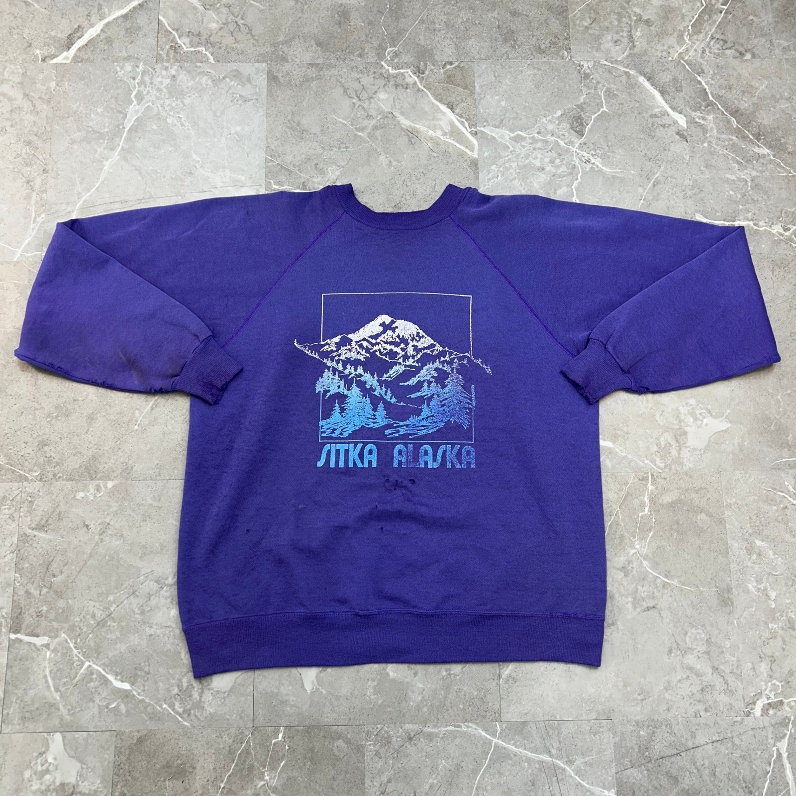 90s Vintage Sitka Alaska Sweatshirt Mens Large Distressed Pullover Crewneck 90s Vintage Sitka Alaska Sweatshirt Mens Large Distressed Pullover Crewneck