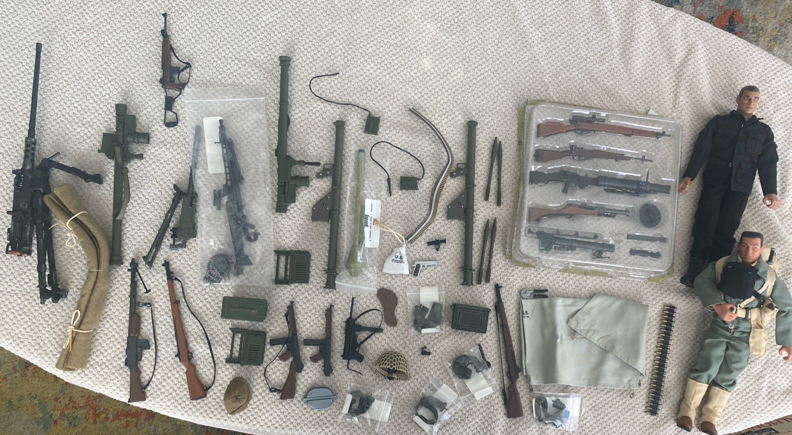Large Vintage 1996 GI Joe Lot- Figures Soldier Of Fortune With Accessory’s Guns Large Vintage 1996 GI Joe Lot- Figures Soldier Of Fortune With Accessory’s Guns