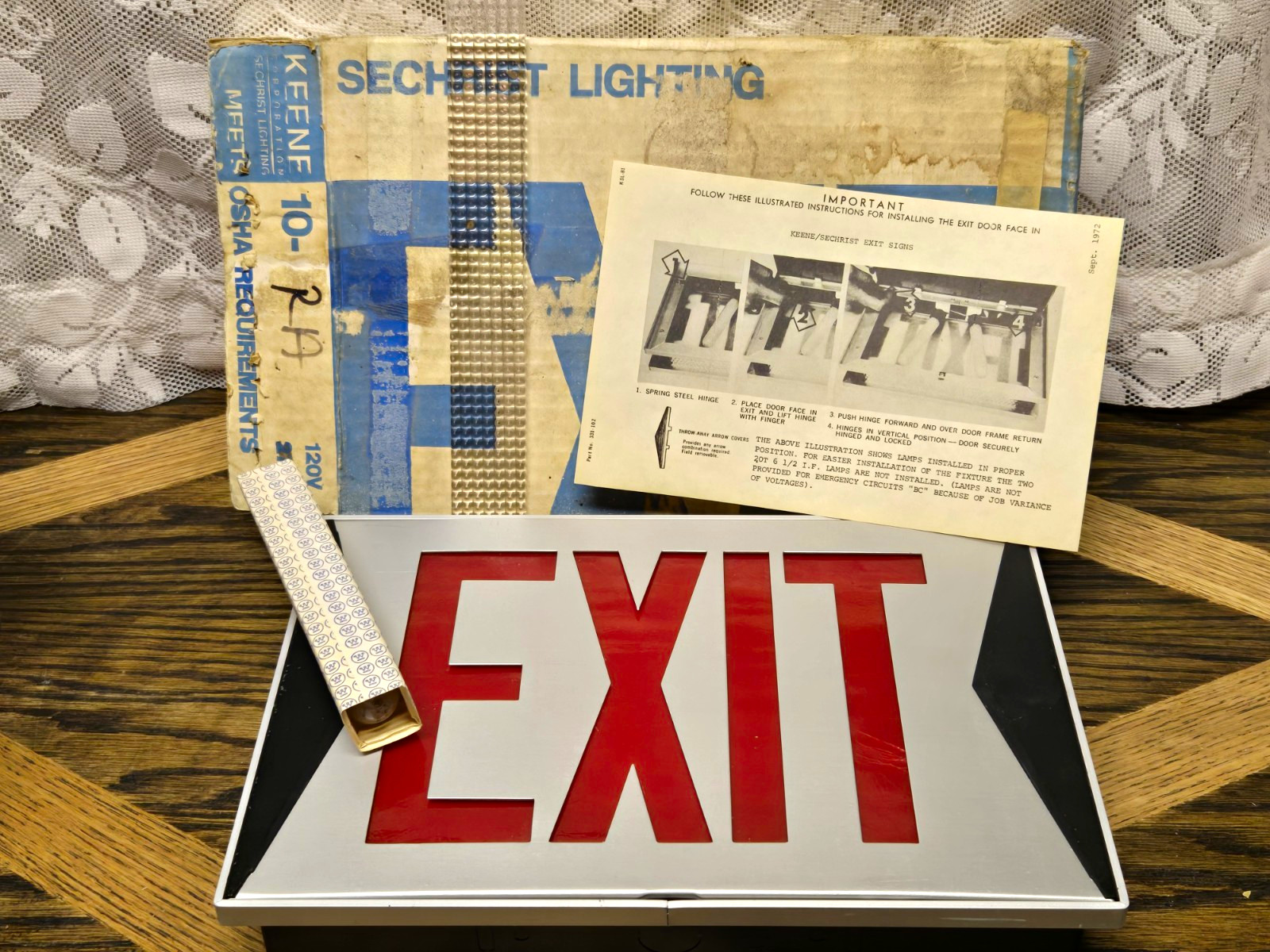 Vintage Keene Sechrist Emergency Exit Sign Light 10-RA 120V NOS Industrial MCM