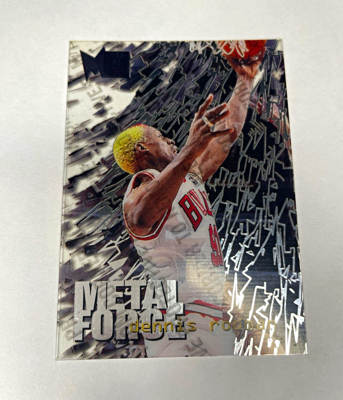 Fleer/SkyBox 1996-97 Fleer Metal Metal Force Insert Dennis Rodman Bulls #12/15 Fleer/SkyBox 1996-97 Fleer Metal Metal Force Insert Dennis Rodman Bulls #12/15