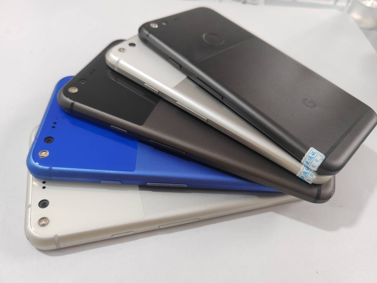 Google Pixel XL 1st Gen Unlimited storage Smartphone 32GB Android Mobile Phone