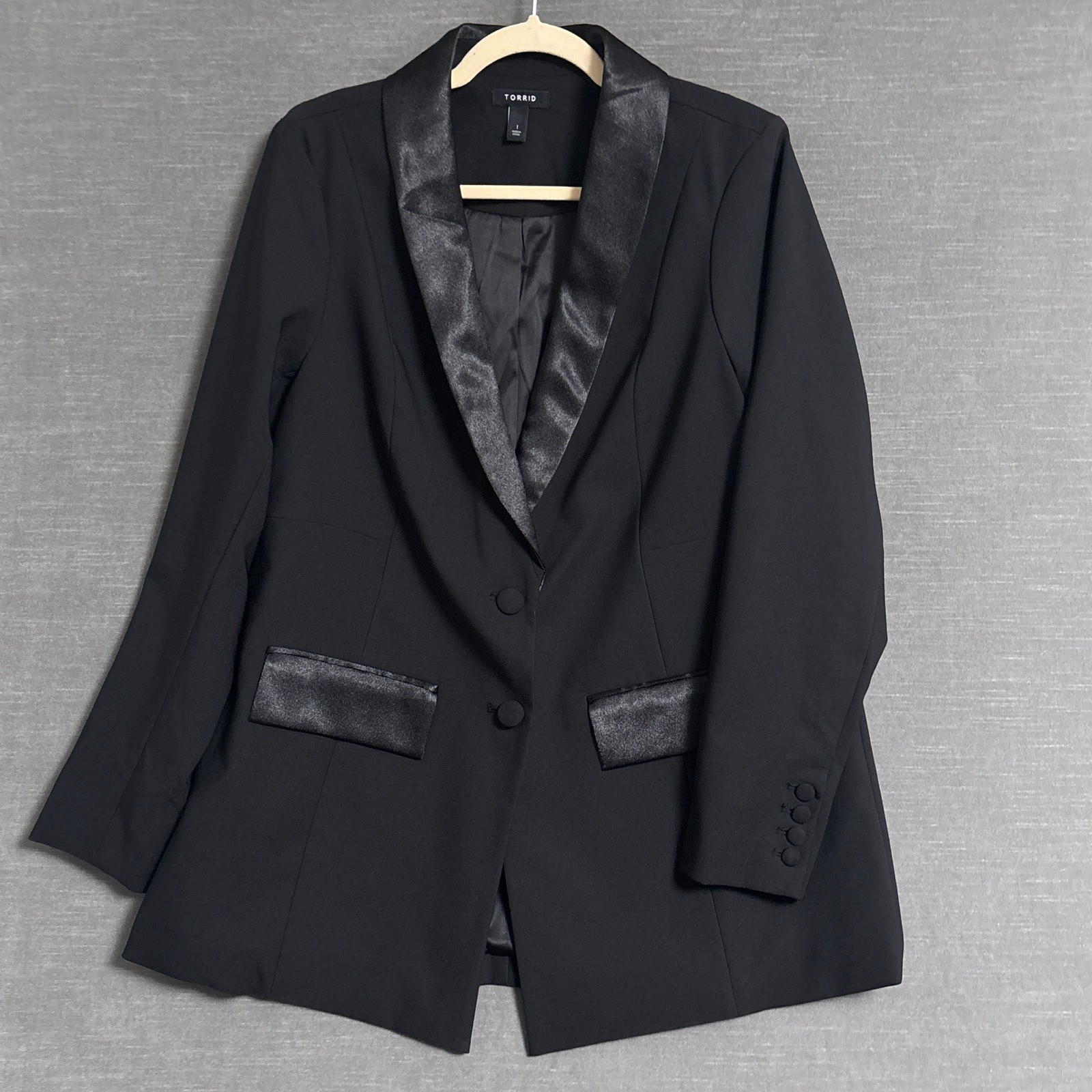 Torrid Tuxedo Jacket 1X Black Satin Trim Shawl Blazer Formal Evening Cocktail Torrid Tuxedo Jacket 1X Black Satin Trim Shawl Blazer Formal Evening Cocktail