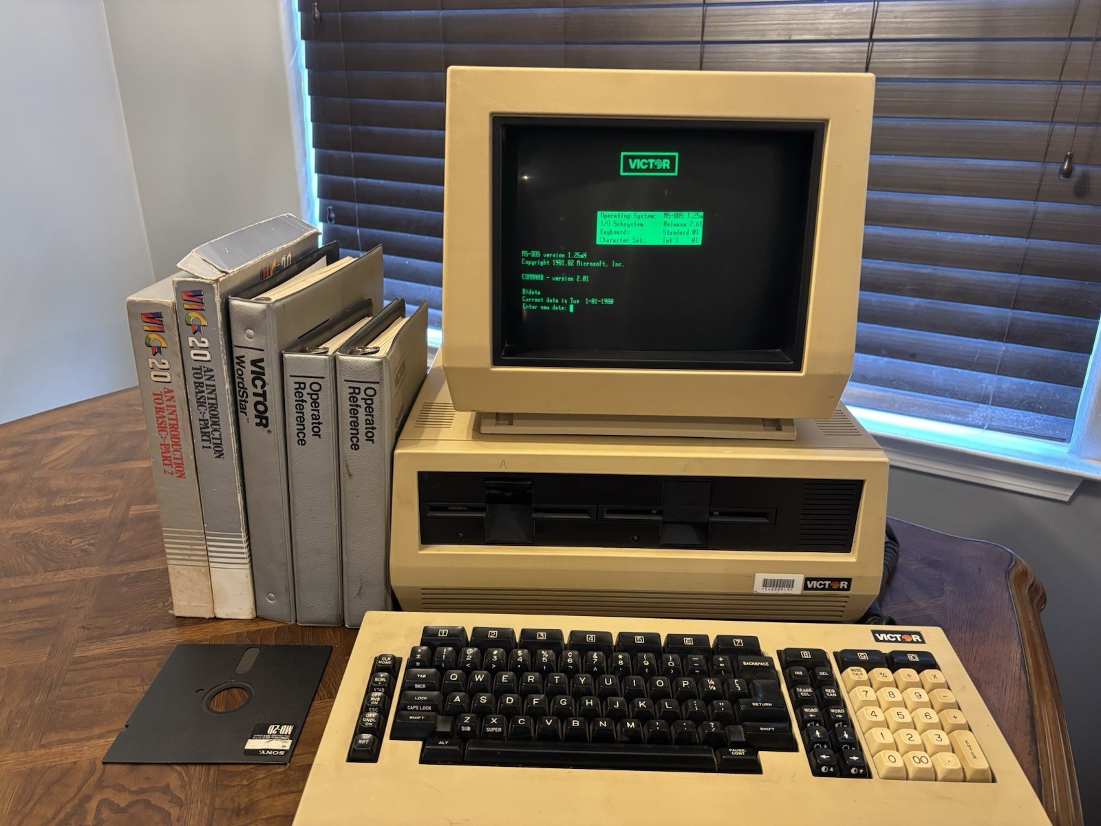 Vintage Victor 9000 Computer System-Rare Vintage-READ NOTES Vintage Victor 9000 Computer System-Rare Vintage-READ NOTES
