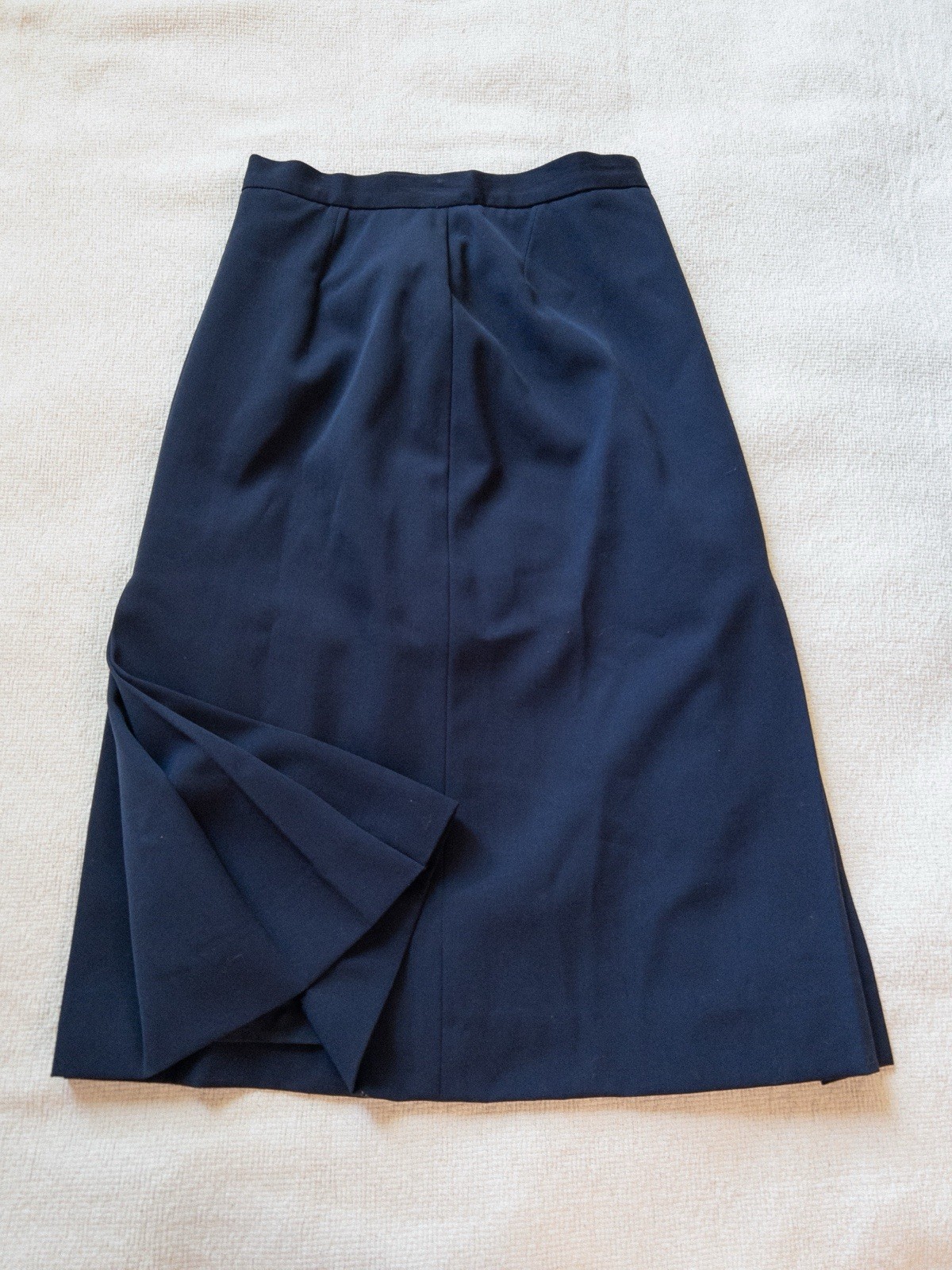 Vintage 1970s GUCCI Navy Wool Skirt Pleated Ford Script Logo Cursive 24” XXS 00