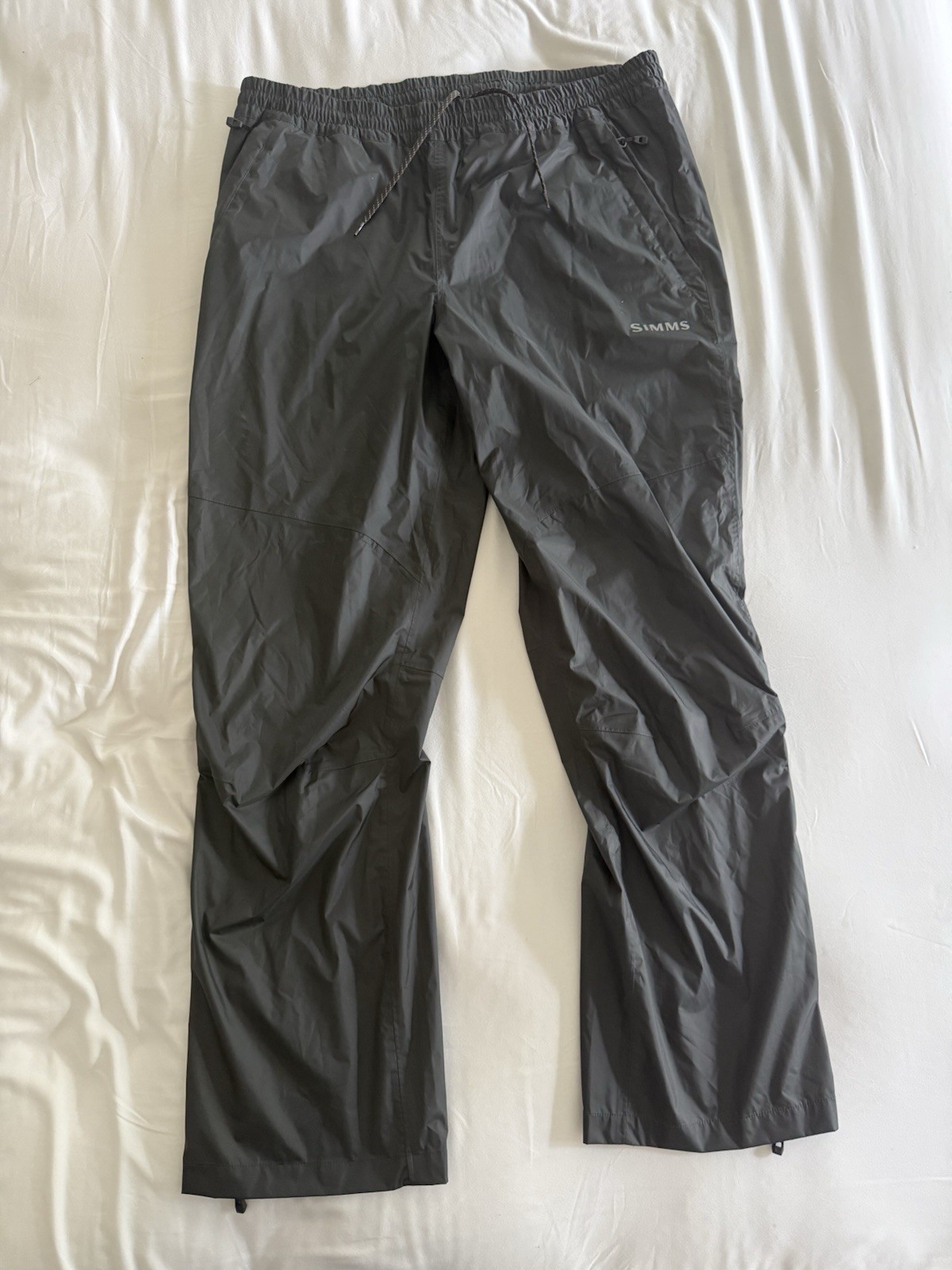 Simms Men’s Large Gray Fishing Guide Pants 100% Nylon - NWOT Simms Men’s Large Gray Fishing Guide Pants 100% Nylon - NWOT