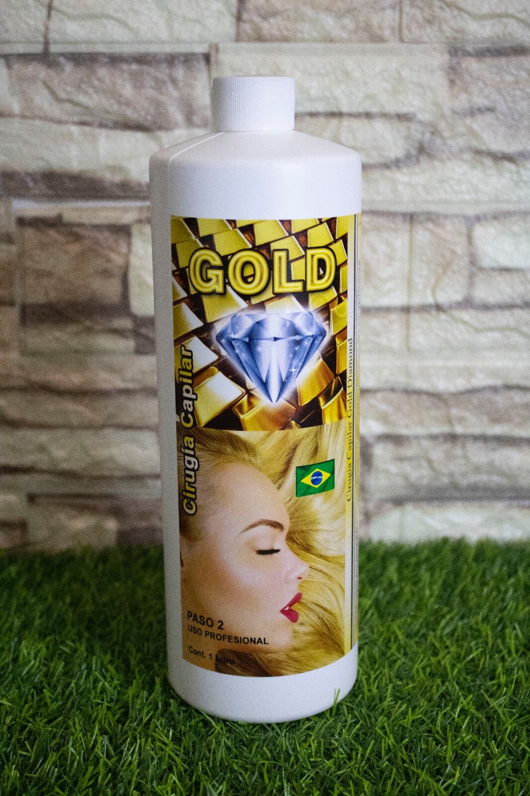 Cirugia Capilar Gold Diamond 16oz - 500ml Sanador Capilar Da brillo e Hidrata Cirugia Capilar Gold Diamond 16oz - 500ml Sanador Capilar Da brillo e Hidrata