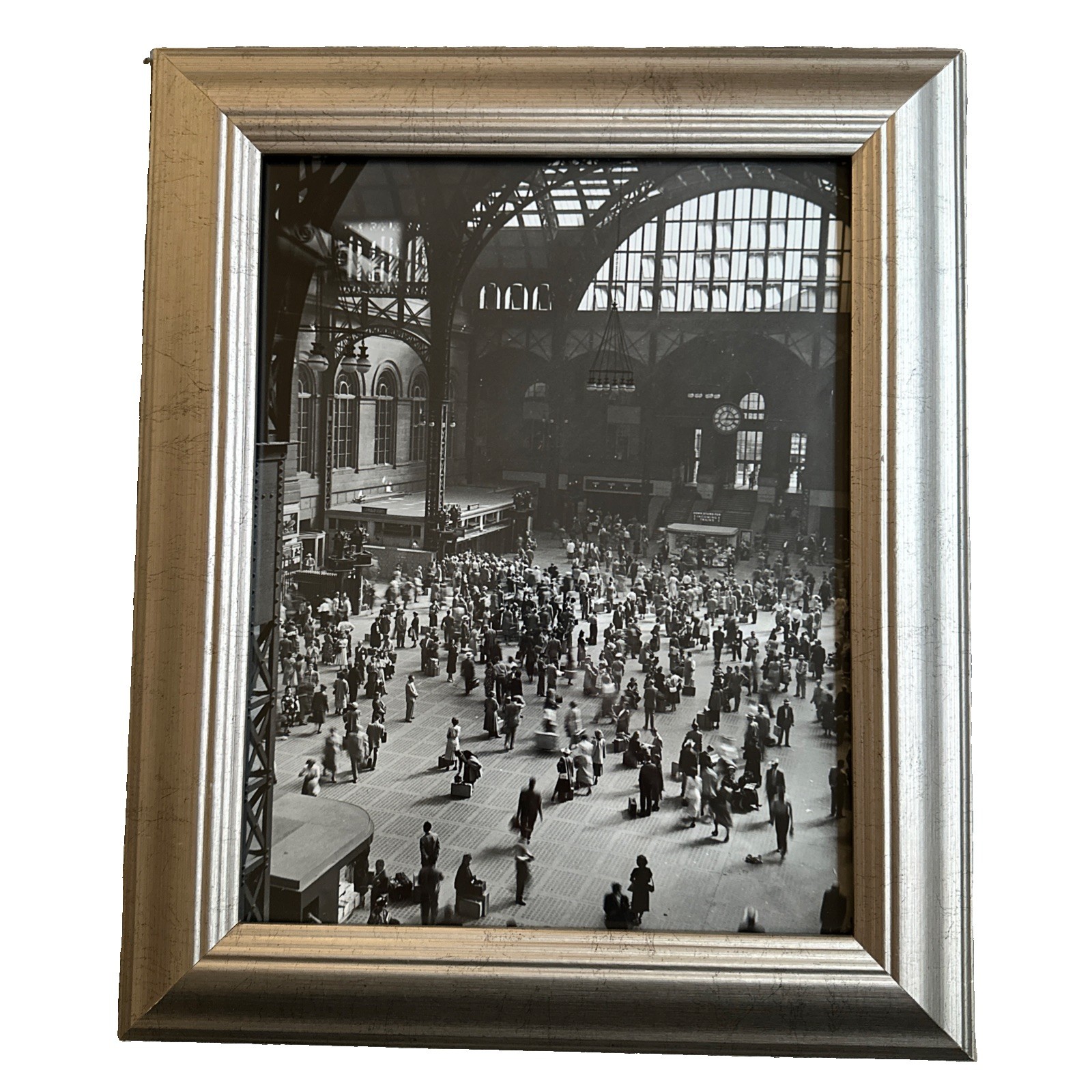 Clemens Kalischer “New York, Pennsylvania Station, 1949” — Historic NYC Photo