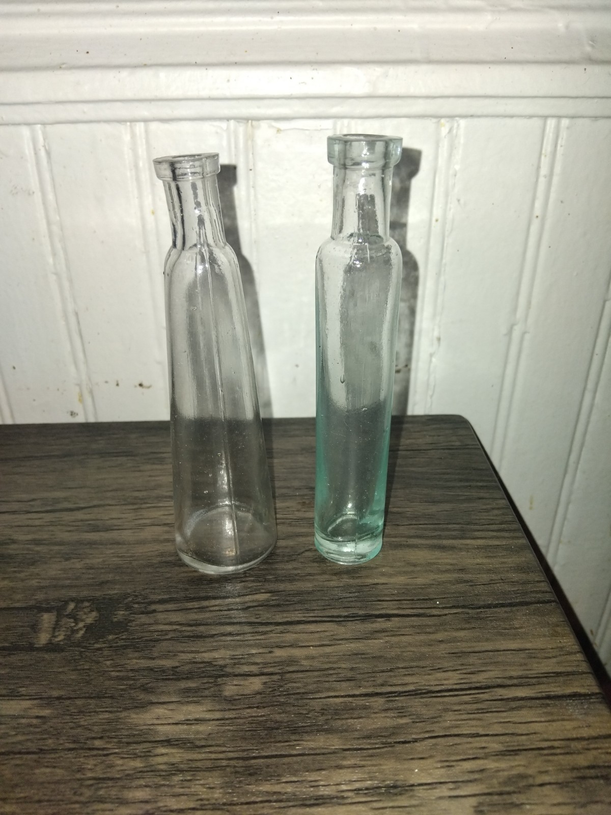 Lot Of 2 Antique Glass Medicine Vials Apothecary 1890-1910