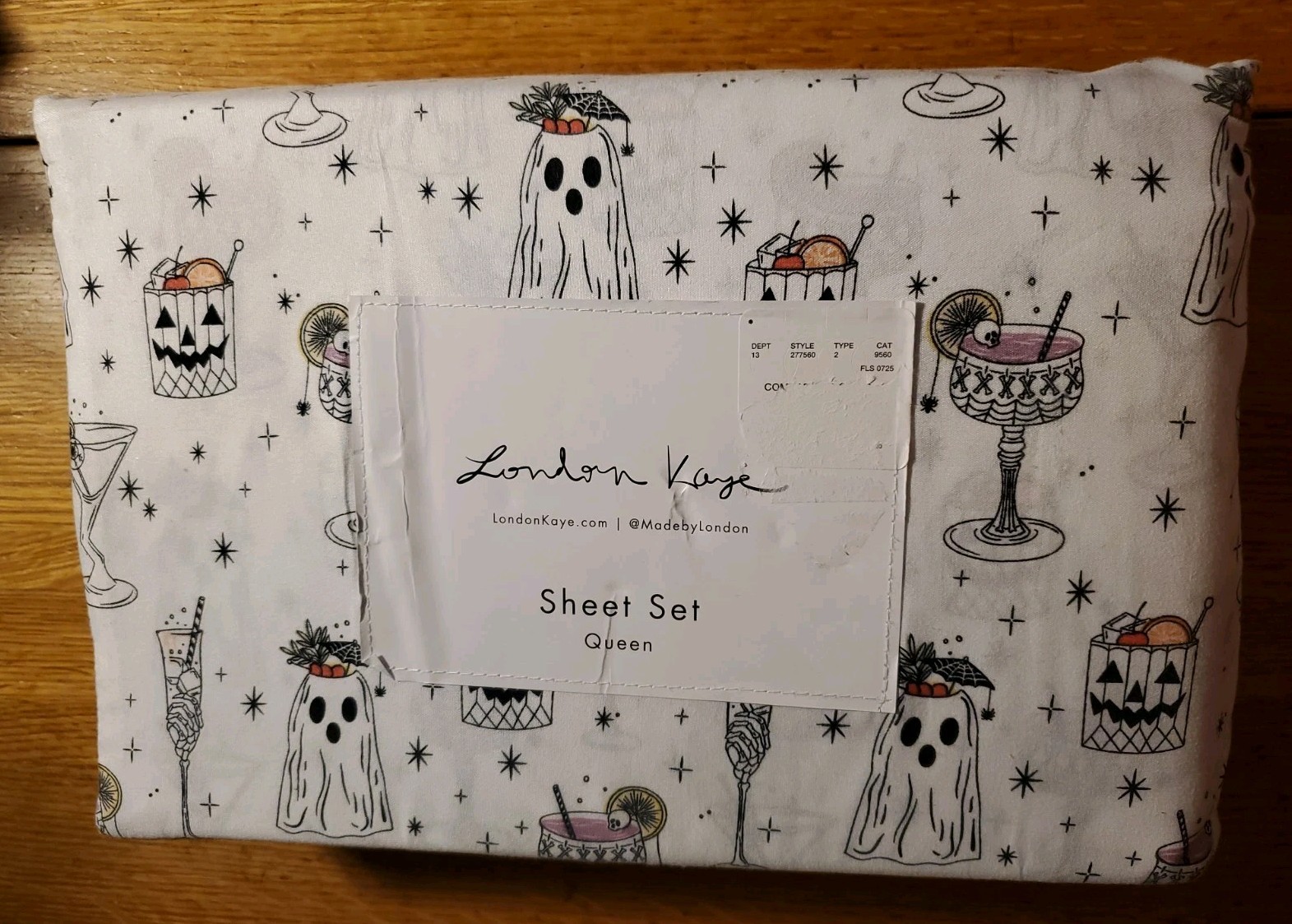 London Kaye Halloween 4pc QUEEN Sheet Set Spooky 👻 Cocktails 🍸 Martinis Drinks London Kaye Halloween 4pc QUEEN Sheet Set Spooky 👻 Cocktails 🍸 Martinis Drinks