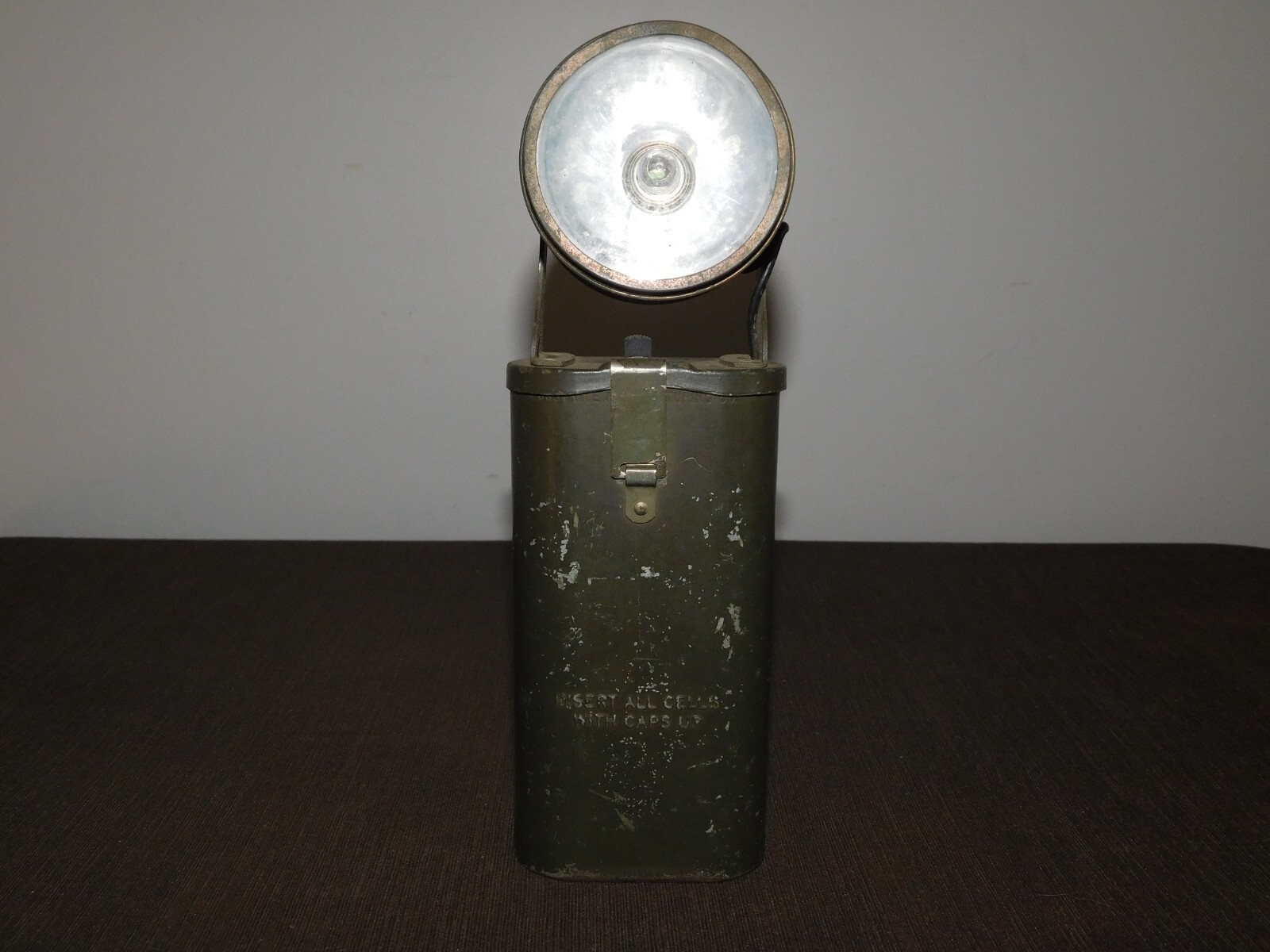 VINTAGE FLASHLIGHT 9\