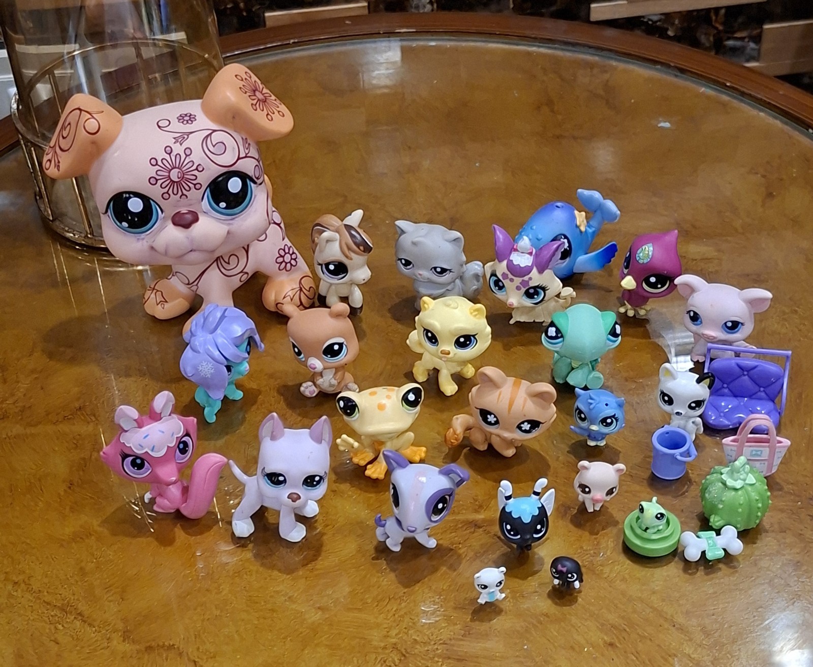 Hasbro Littlest Pet Shop (LPS) toys, specially the Jumbo Dog