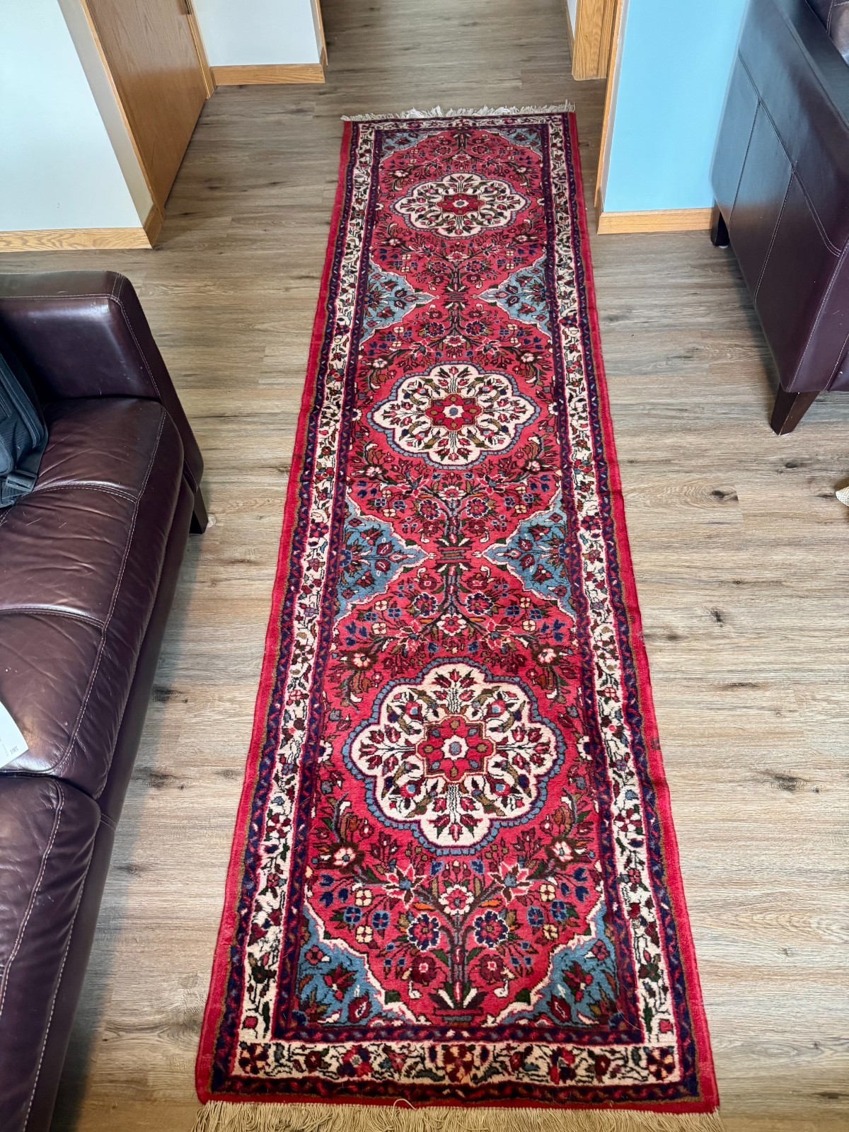 Malayer Runner 3'10'' x 9'2'' Red Wool Semi-Antique Traditional Hand-Knotted Rug Malayer Runner 3'10'' x 9'2'' Red Wool Semi-Antique Traditional Hand-Knotted Rug
