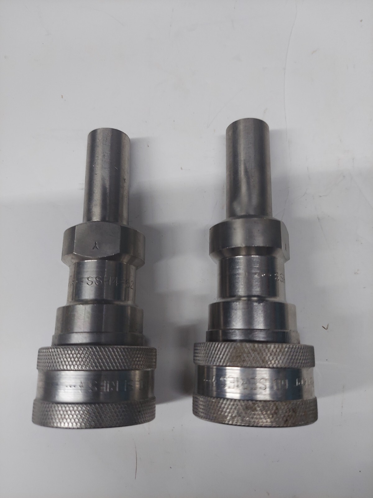 AMAT 0040-76084 ADAPTER,FEMALE PARKER QUICK DISCONNEC 2PC AVAILABLE MIA