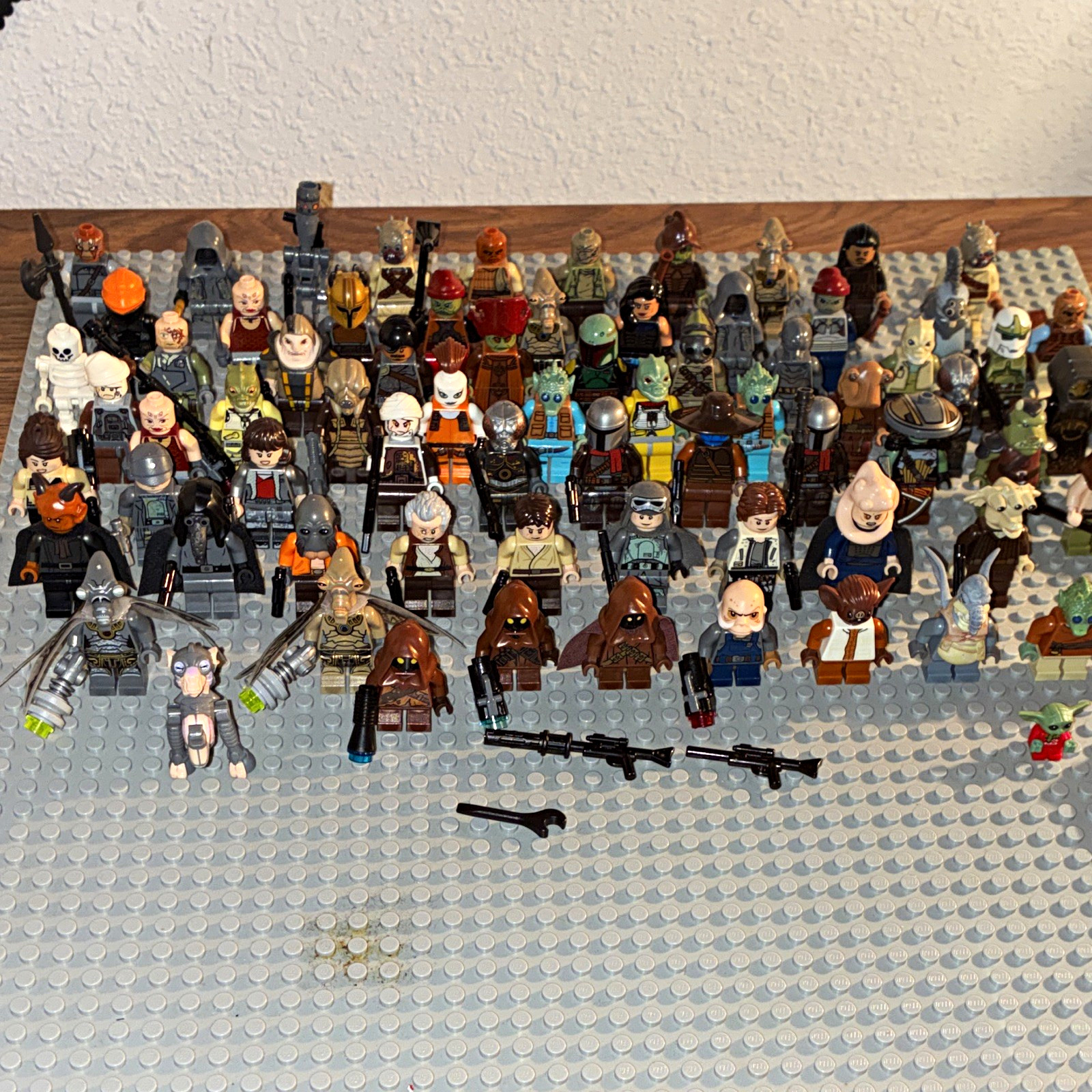 LEGO Star Wars Bounty hunter/scoundrel/ planet locals Minifigure lot