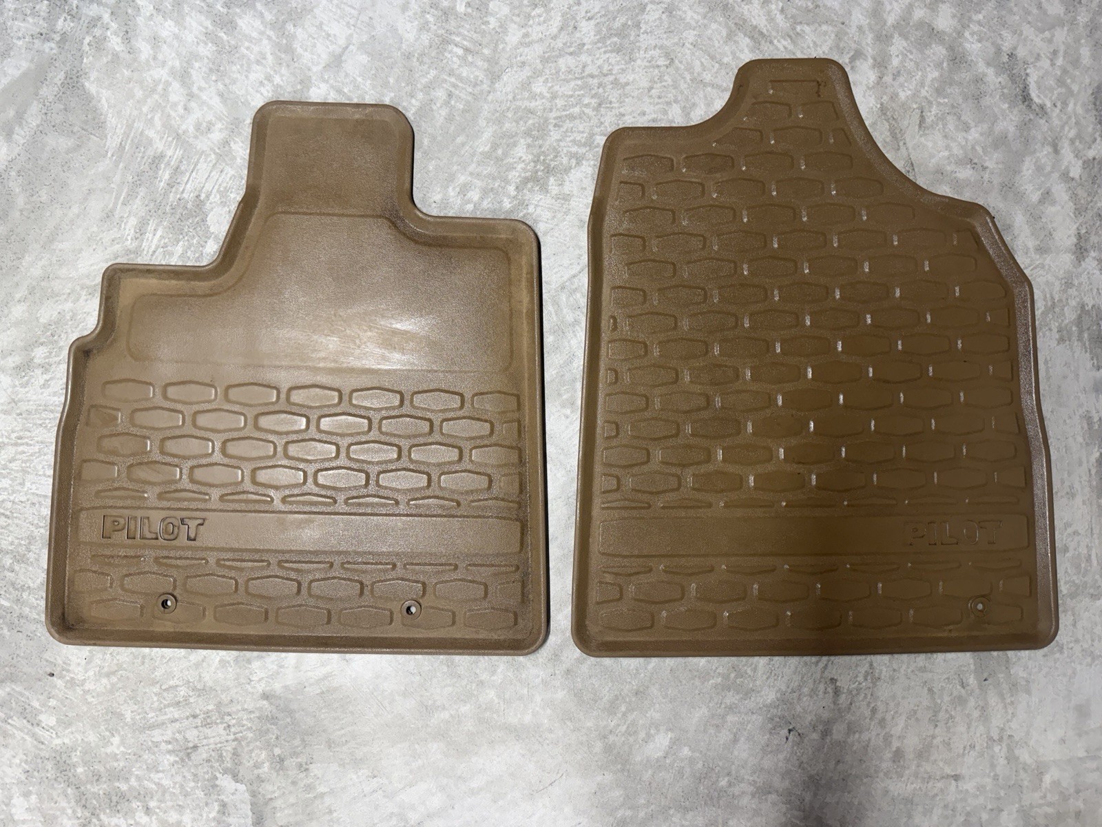 03-08 Honda Pilot OEM all weather season rubber floor mat mats liners tan 03-08 Honda Pilot OEM all weather season rubber floor mat mats liners tan