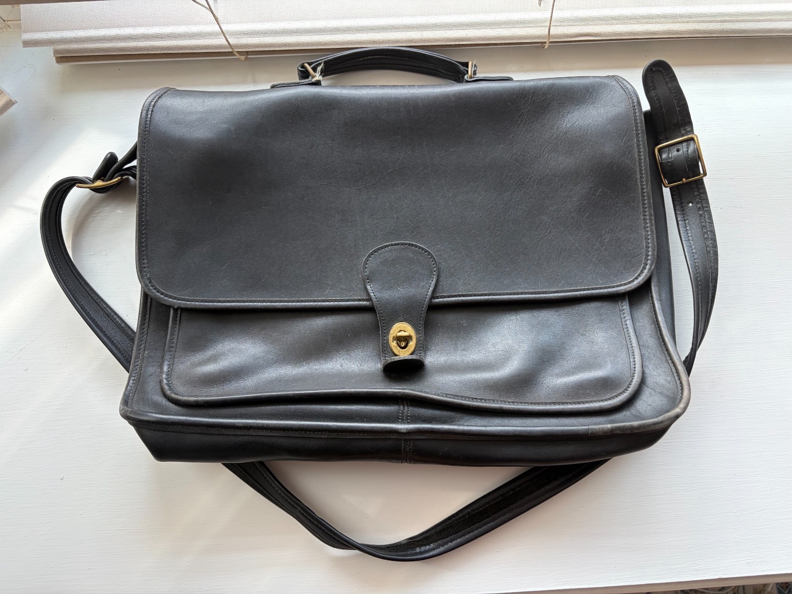 Vintage Coach Turn Lock Black Leather Briefcase with Shoulder Strap Vintage Coach Turn Lock Black Leather Briefcase with Shoulder Strap