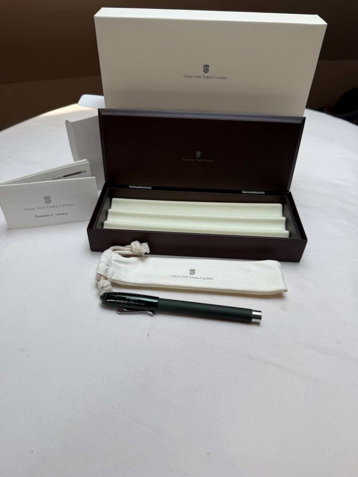 Graf Von Faber-Castell Bentley Rollerball Green Pen Needs New Ink New In Box Graf Von Faber-Castell Bentley Rollerball Green Pen Needs New Ink New In Box