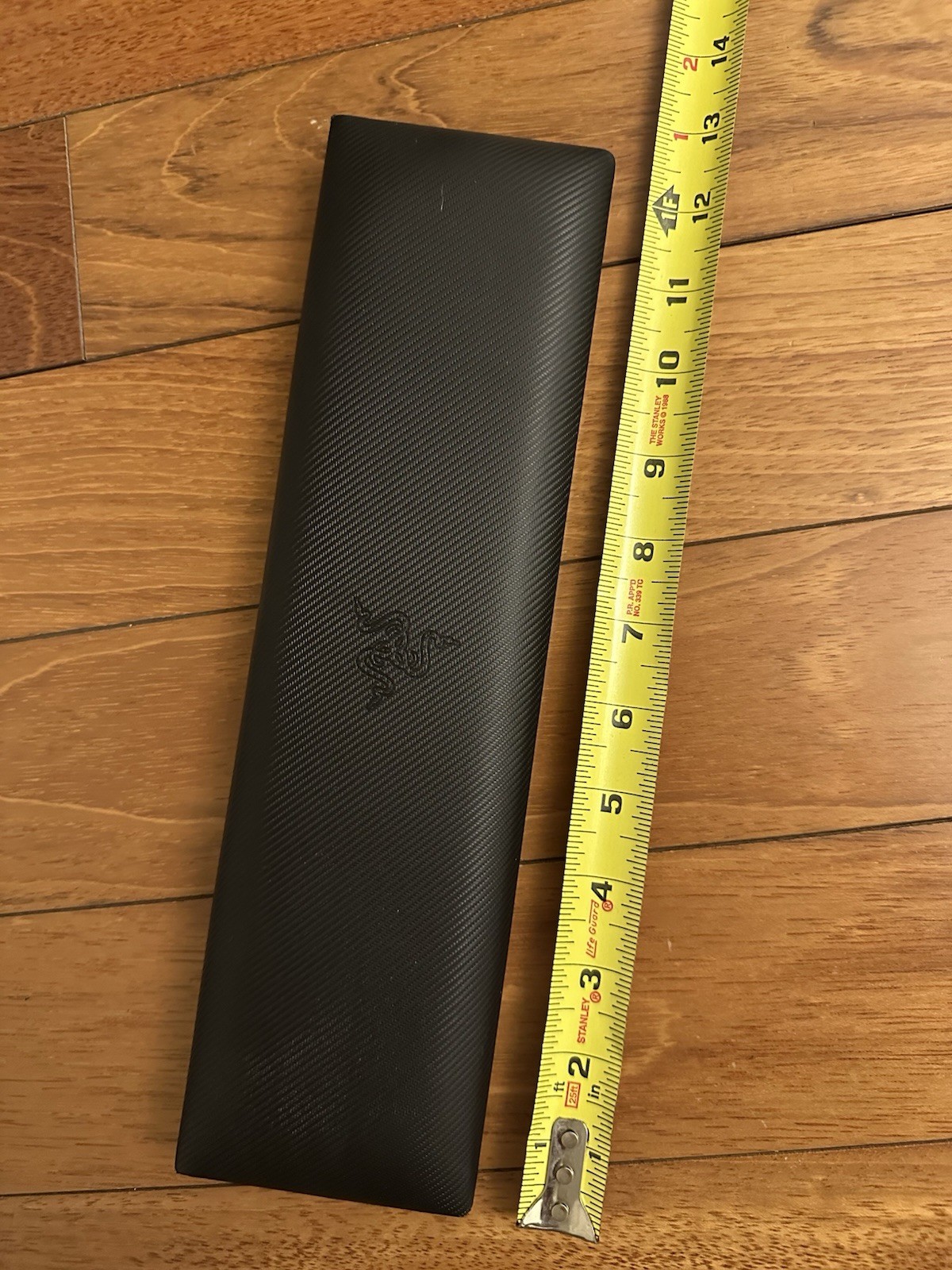 Razer Wrist 12 Inch Rest Keyboard Ergonomic Leatherette Pad Techcore Razer Wrist 12 Inch Rest Keyboard Ergonomic Leatherette Pad Techcore