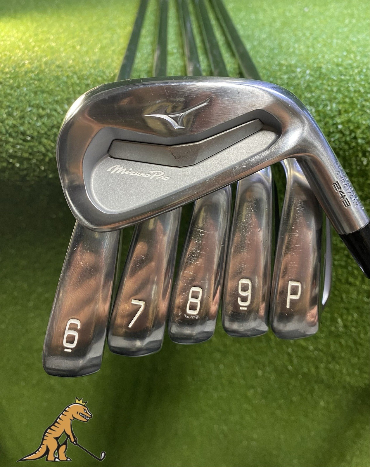 Used RH Mizuno Pro 243 Iron Set 5-PW Dynamic Gold 120g S200 Stiff Flex Steel