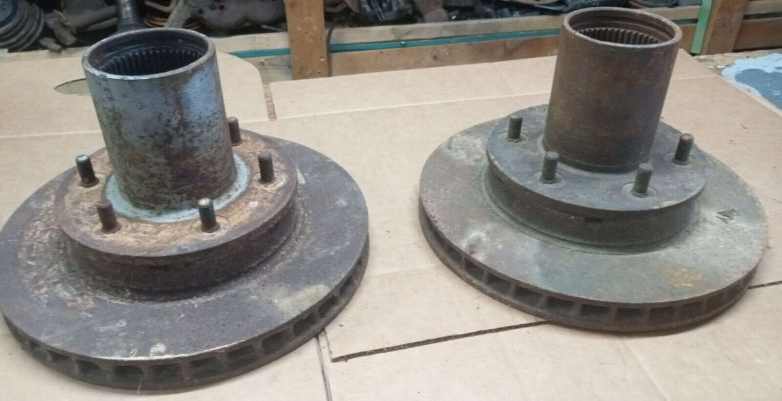 78-87 Chevy K10 K5 4x4 Front Wheel Hub Rotor 6 Lug Pair Dana 44 Corporate 10 OEM