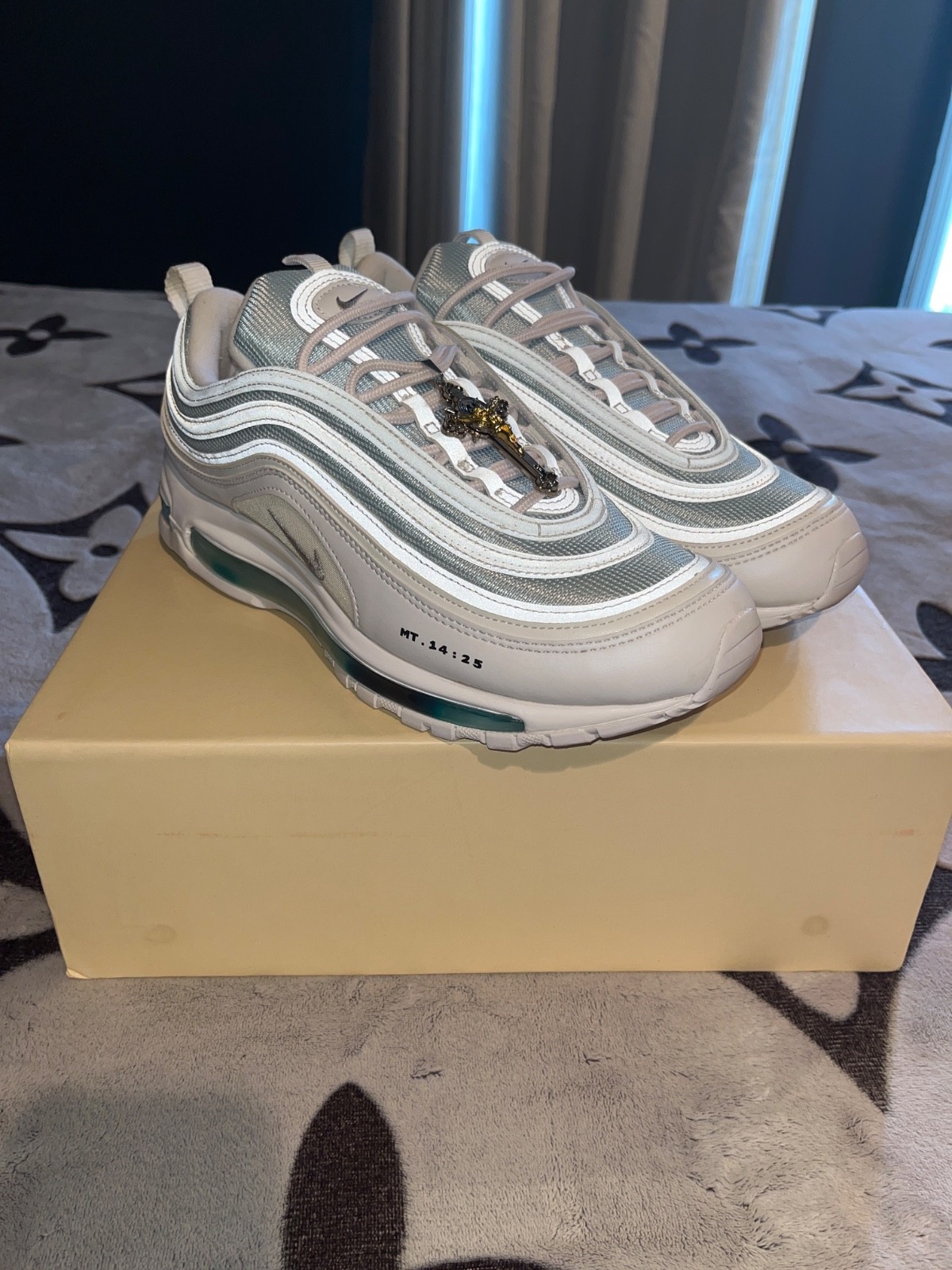 Size 10 - Nike Air Max 97 x MSCHF INRI Jesus White 2019 Used