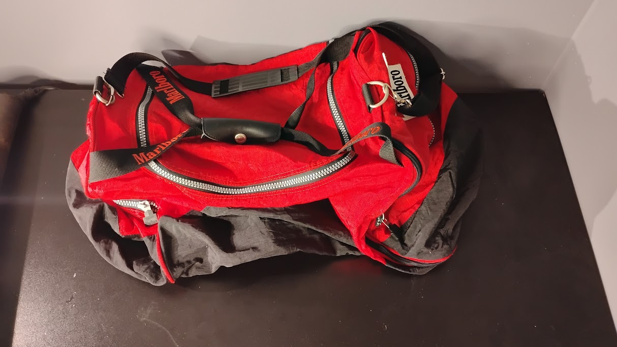 Rare Vintage Collectors Marlboro Duffle Bag