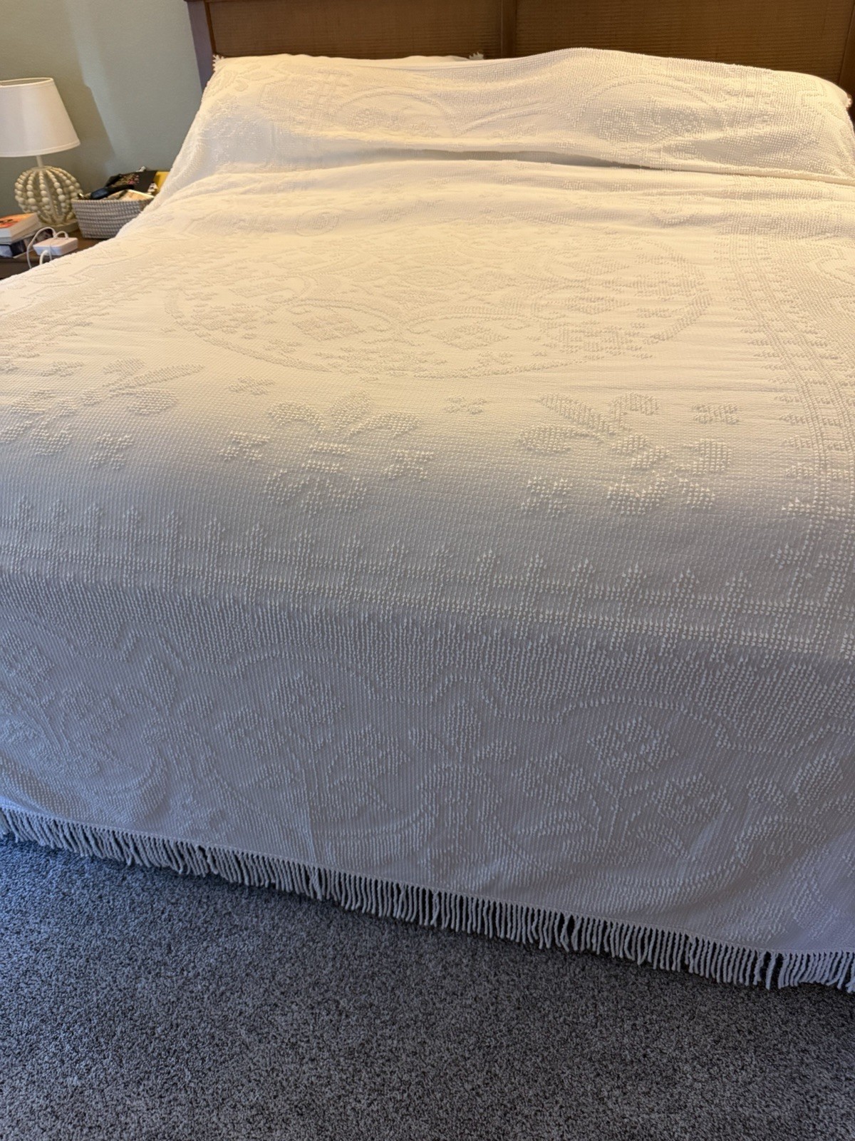 Vintage 1950\'s Bates Full Double George Washington Hobnail Chenille Bedspread Vintage 1950\'s Bates Full Double George Washington Hobnail Chenille Bedspread