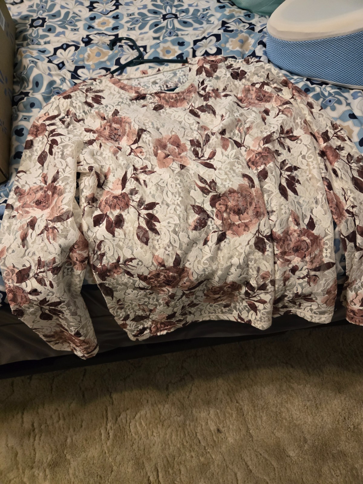 womens cream colored flower shirt by Maurices womens cream colored flower shirt by Maurices