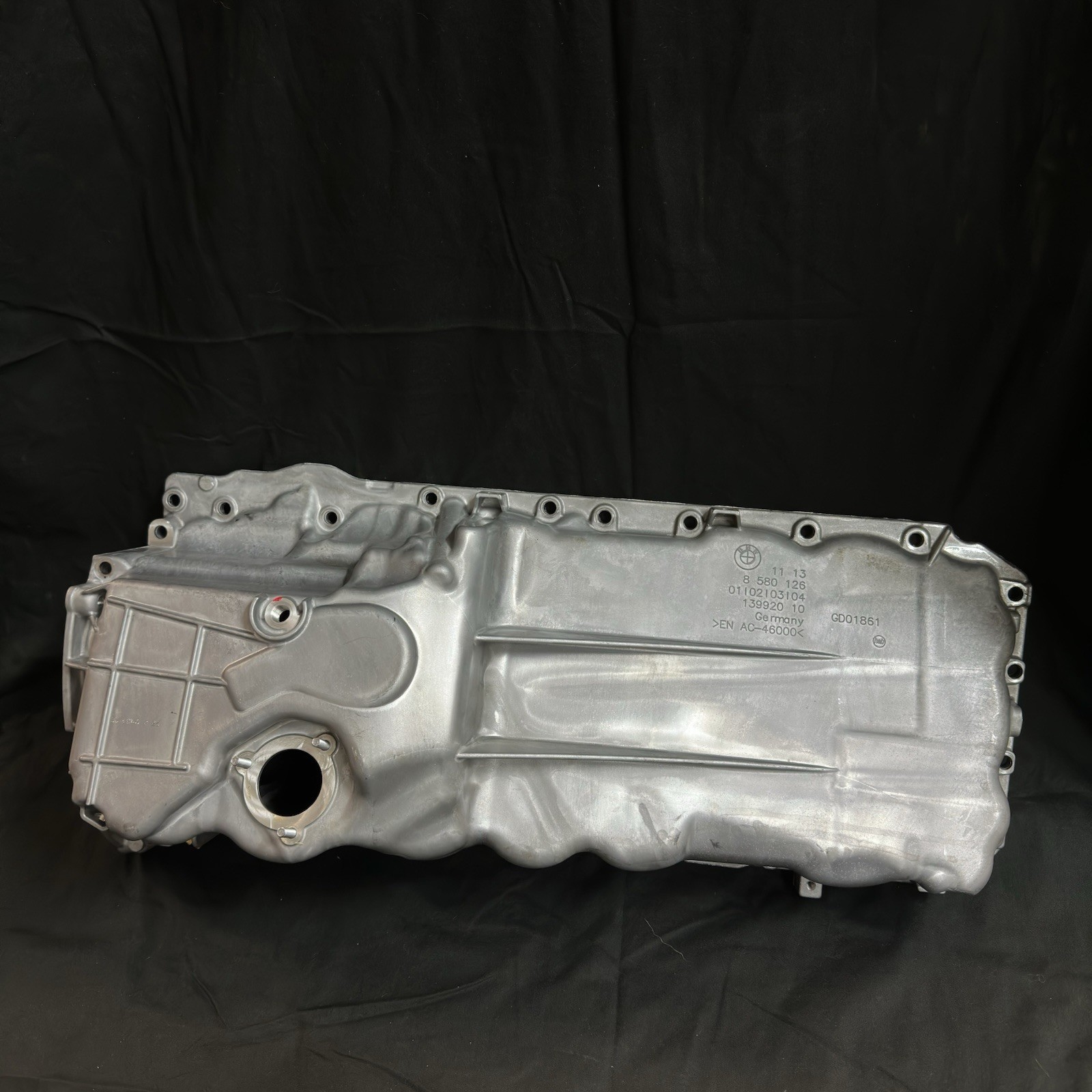 2016-2024 BMW - Oil Pan - BMW (11-13-8-580-126) / A90 2020-26 Toyota Supra 2016-2024 BMW - Oil Pan - BMW (11-13-8-580-126) / A90 2020-26 Toyota Supra