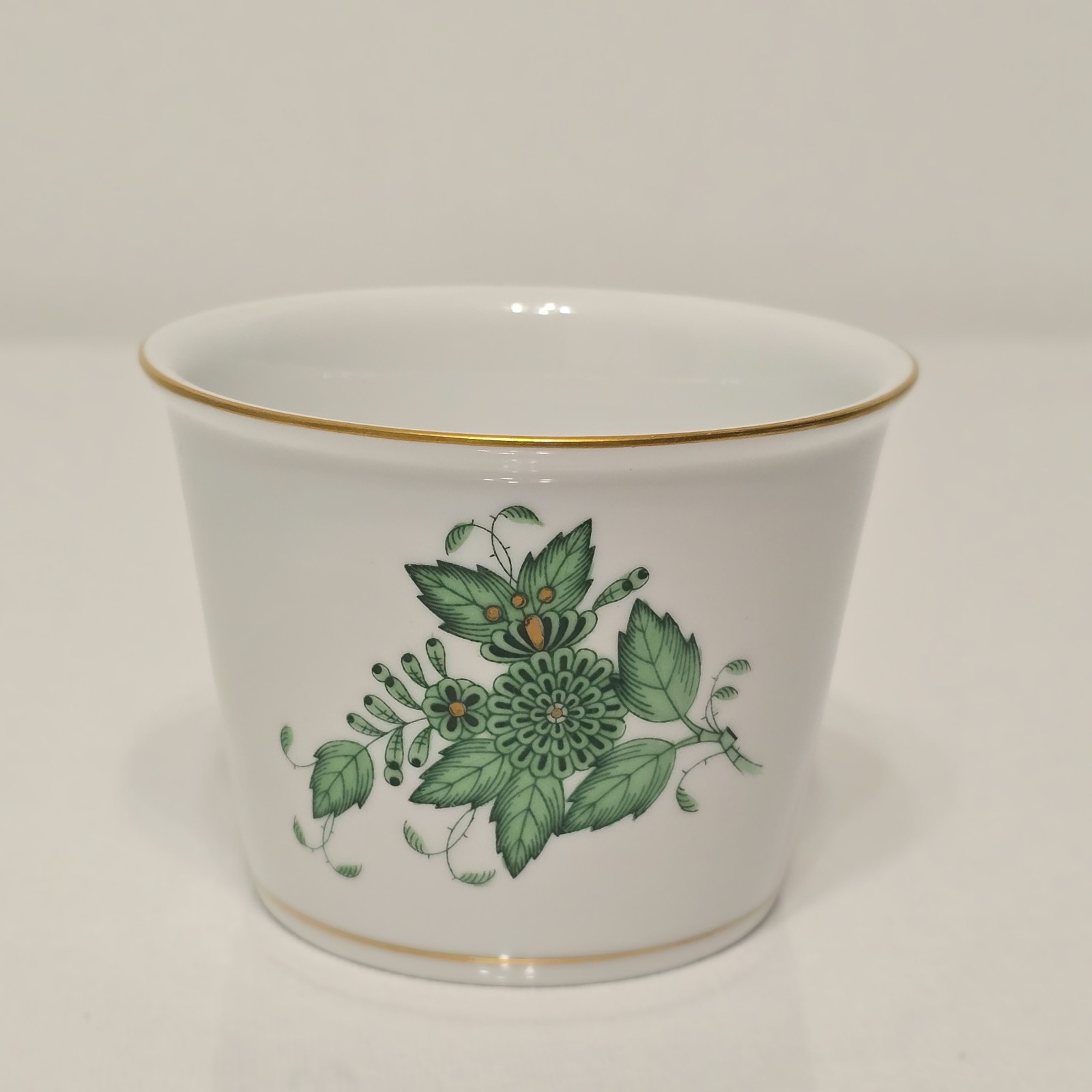 Herend Apponyi Green Porcelain Cachepot Planter Hand Painted Hungary Herend Apponyi Green Porcelain Cachepot Planter Hand Painted Hungary