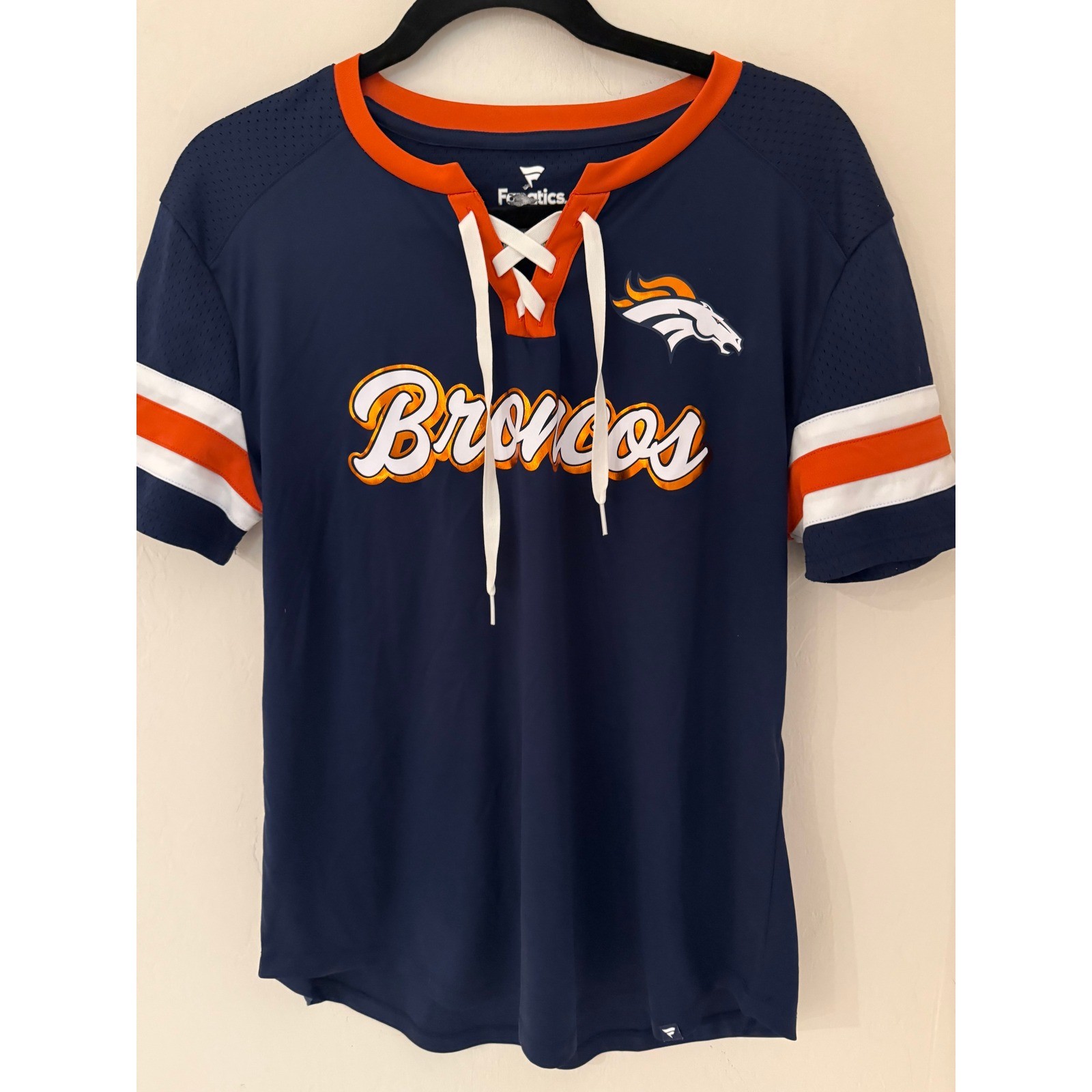 Fanatics Denver Broncos Women\'s Lace Up Jersey Shirt Size M NWOT (See Size tag) Fanatics Denver Broncos Women\'s Lace Up Jersey Shirt Size M NWOT (See Size tag)