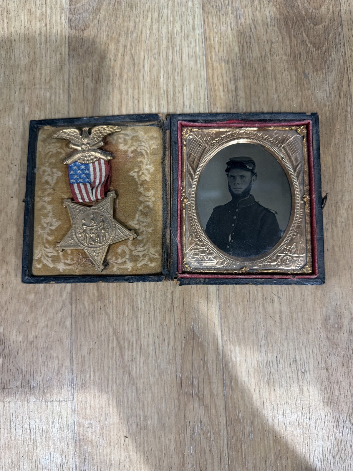 1/6th plate Ambrotype Armed Civil War Union Company C With Medal GAR badges 1/6th plate Ambrotype Armed Civil War Union Company C With Medal GAR badges