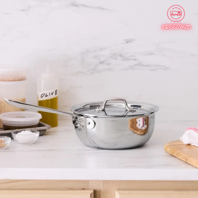 All-Clad D3 Stainless Steel 3-Ply 3-Quart Saucier Pan w/ Lid All-Clad D3 Stainless Steel 3-Ply 3-Quart Saucier Pan w/ Lid