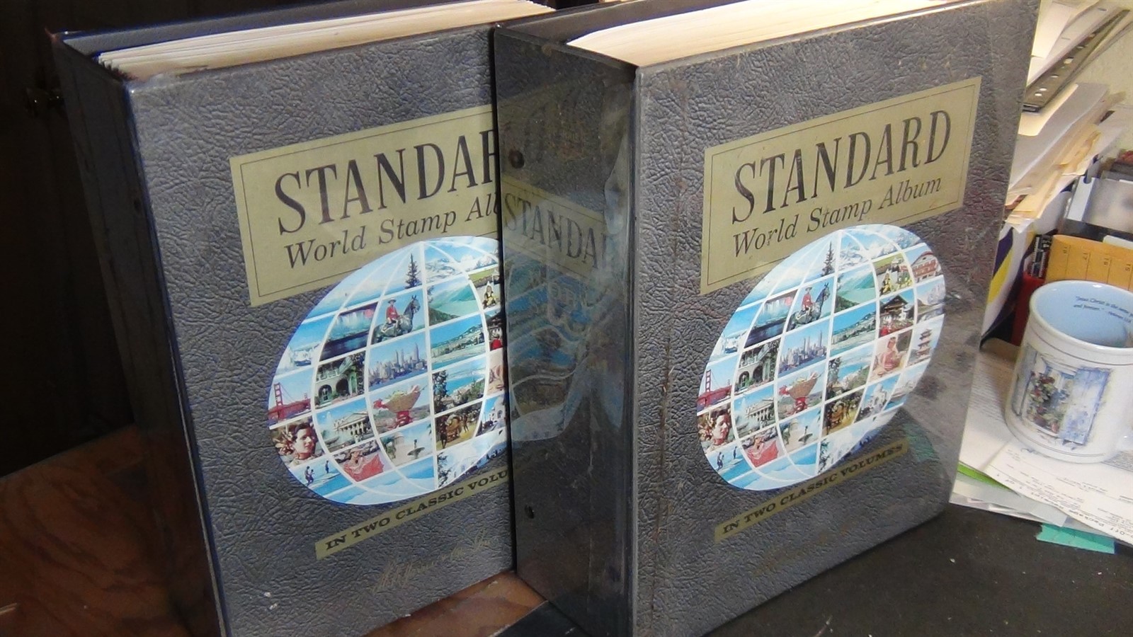 Stampsweis WW collection in two thick Harris Standard albums w/ est 16k stamps 