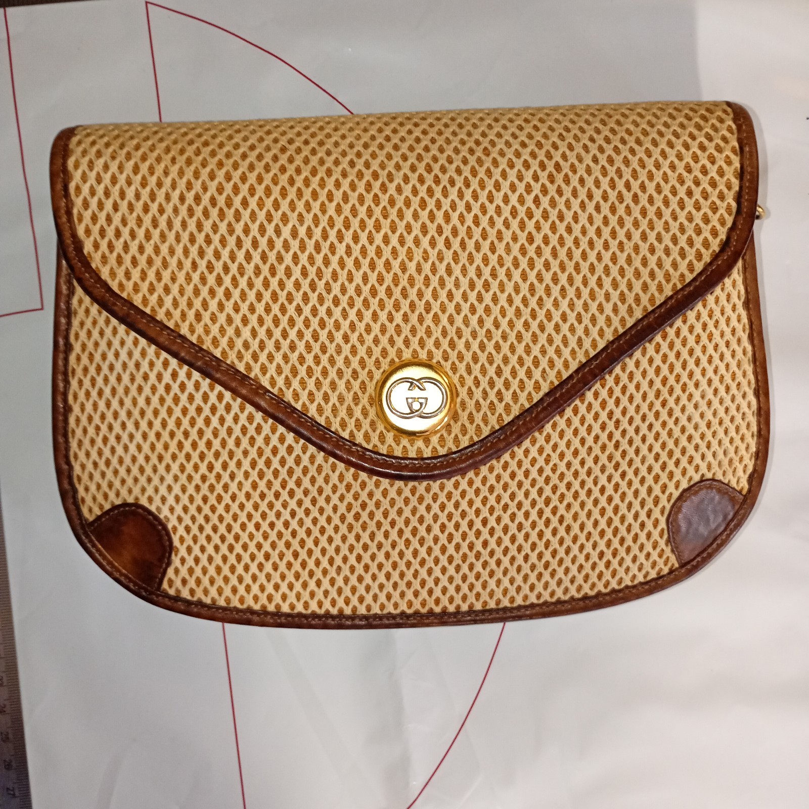 Authentic Vintage 1970s GUCCI Straw & Brown Leather Shoulder Flap Bag w/ Strap